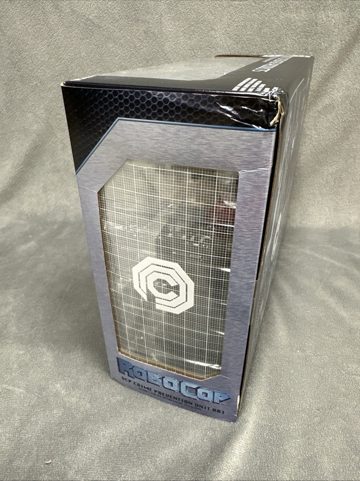 NECA Ultimate Battle Damaged Robocop with Chair 7-Inch Action Figure SEALED
