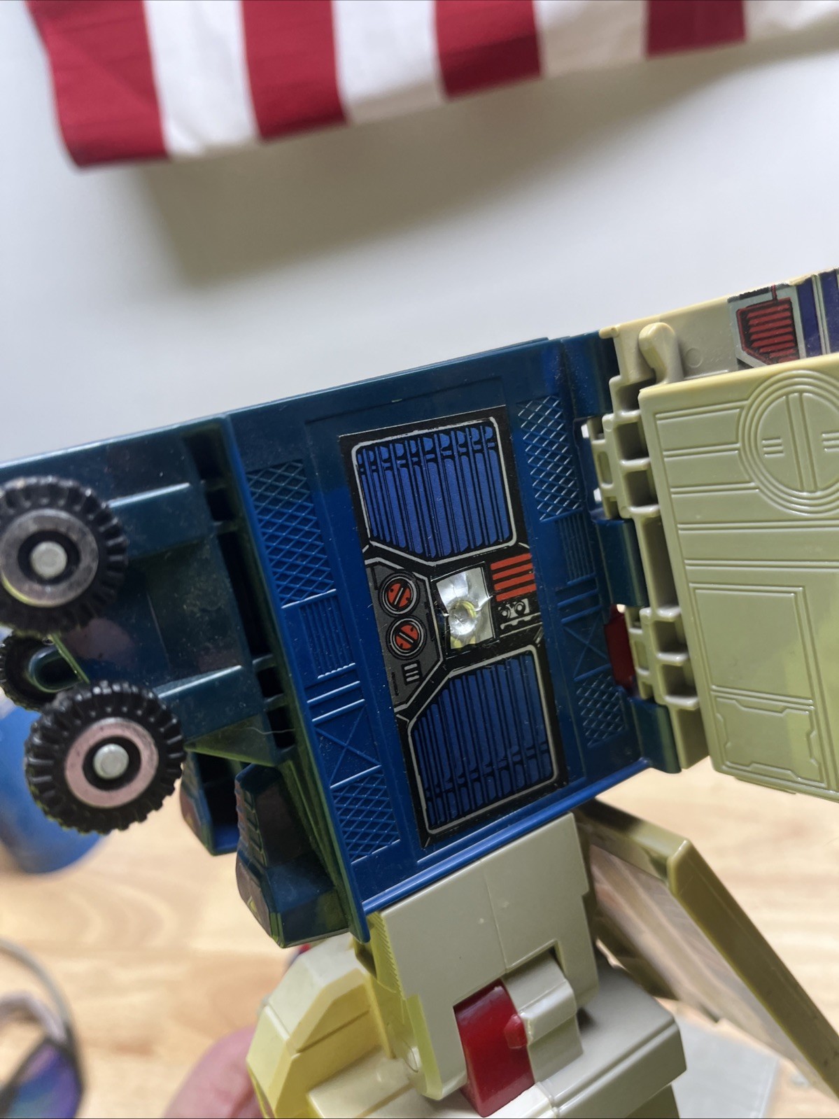 Vintage Transformer Optimus Prime Broken Hinge