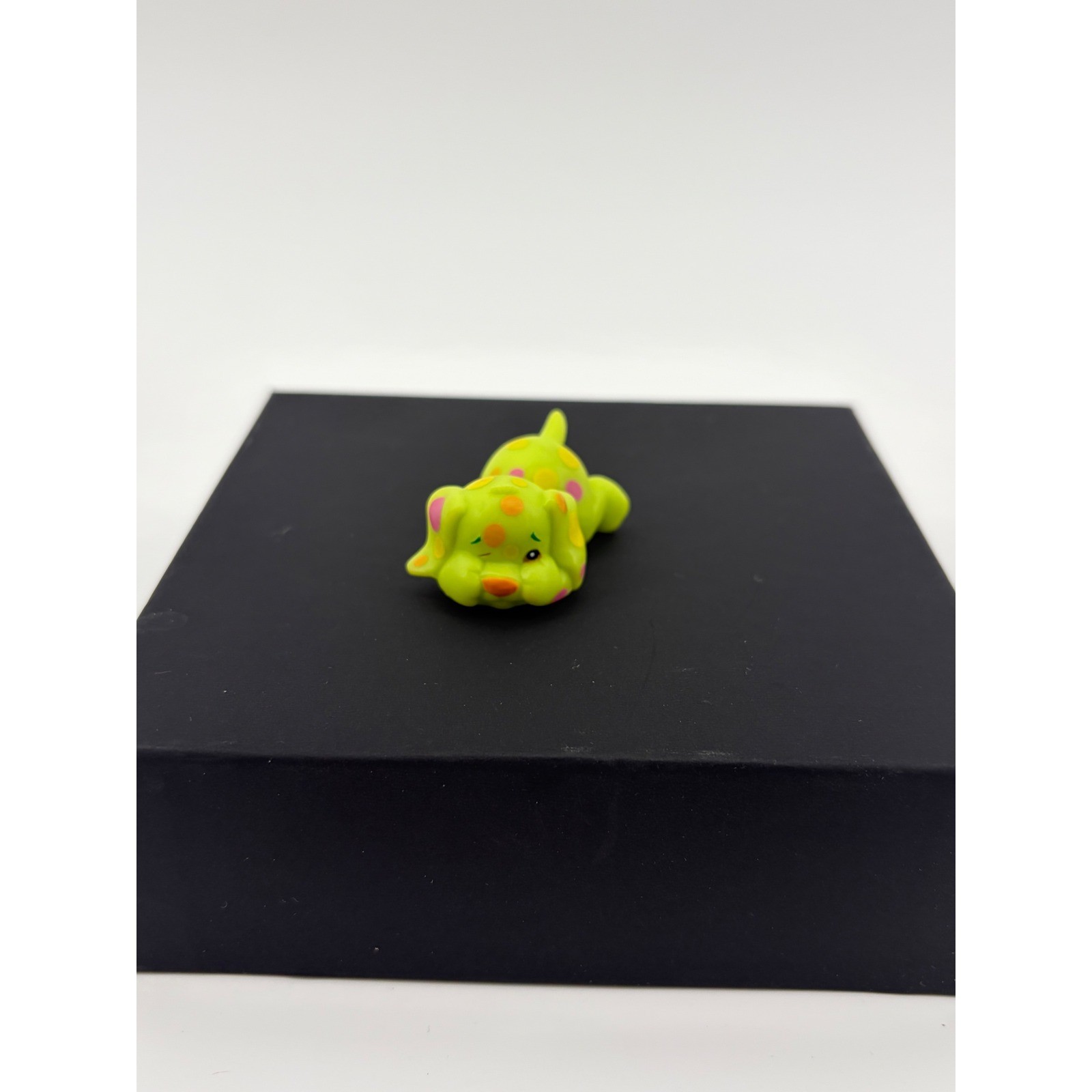 Soft Spots Itchy Spot Neon Green Polka Dot Puppy Dog Miniature Figurine Toy