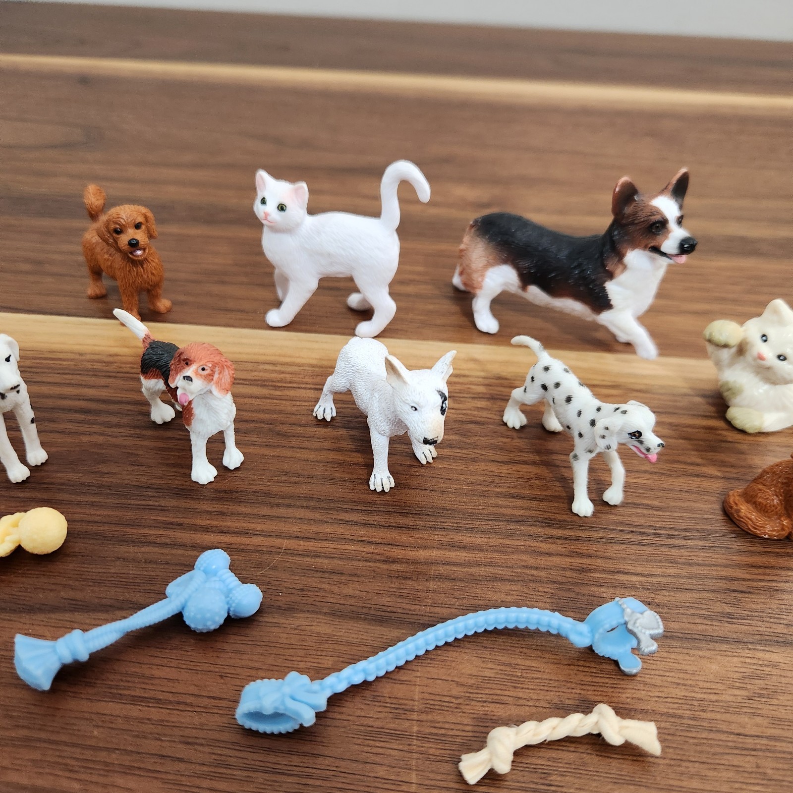 Puppy Dog Cats Mini Miniature Figurines Plastic Toys Dollhouse Size Lot of 13