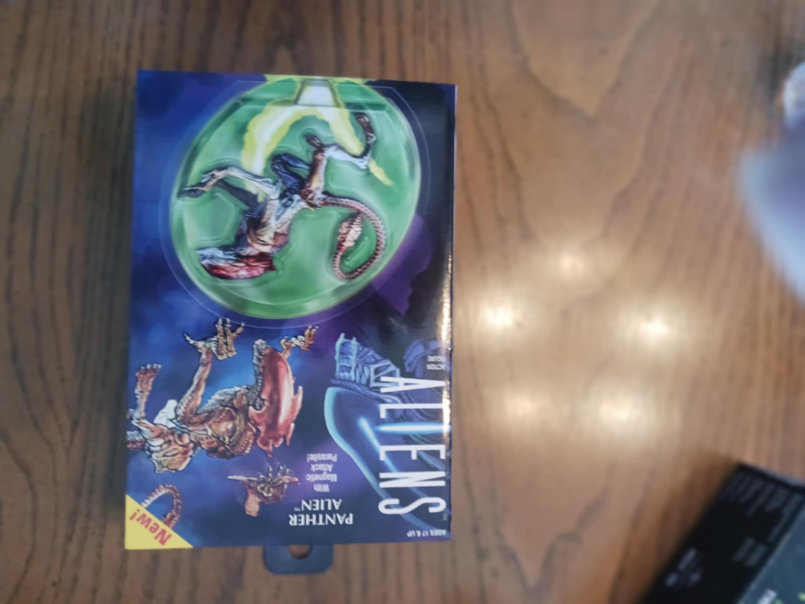 NECA Aliens Panther Alienaction figure