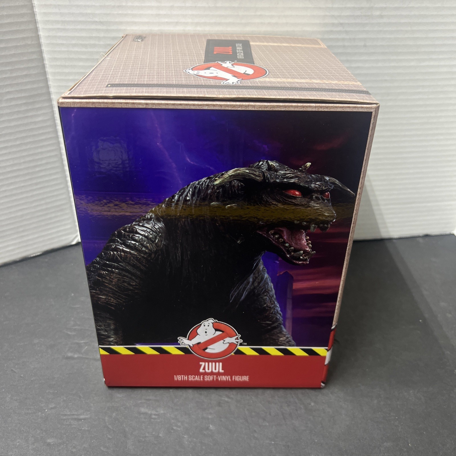 Ghostbusters Zuul Deluxe 1:8 Scale Soft Vinyl Figure Terror Dog Star Ace Toys