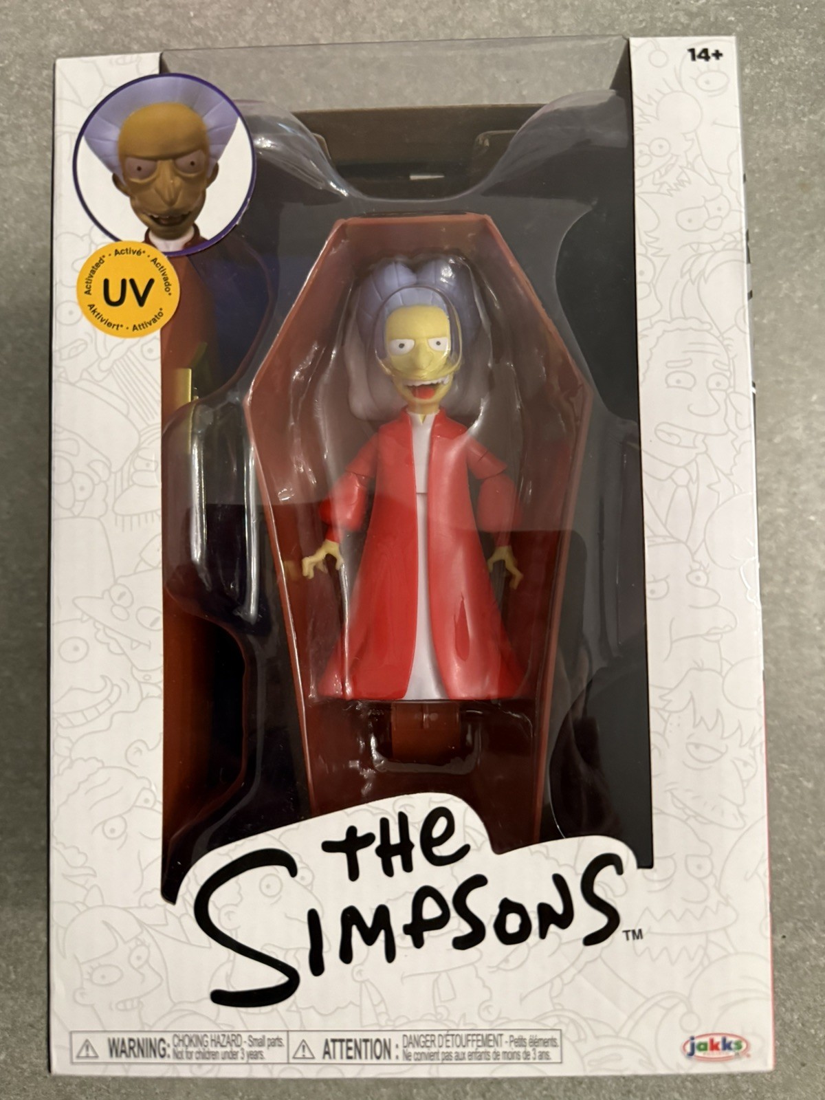 NEW VAMPIRE MR. BURNS – The Simpsons Jakks Pacific Premium 5&Prime; UV Action Figure