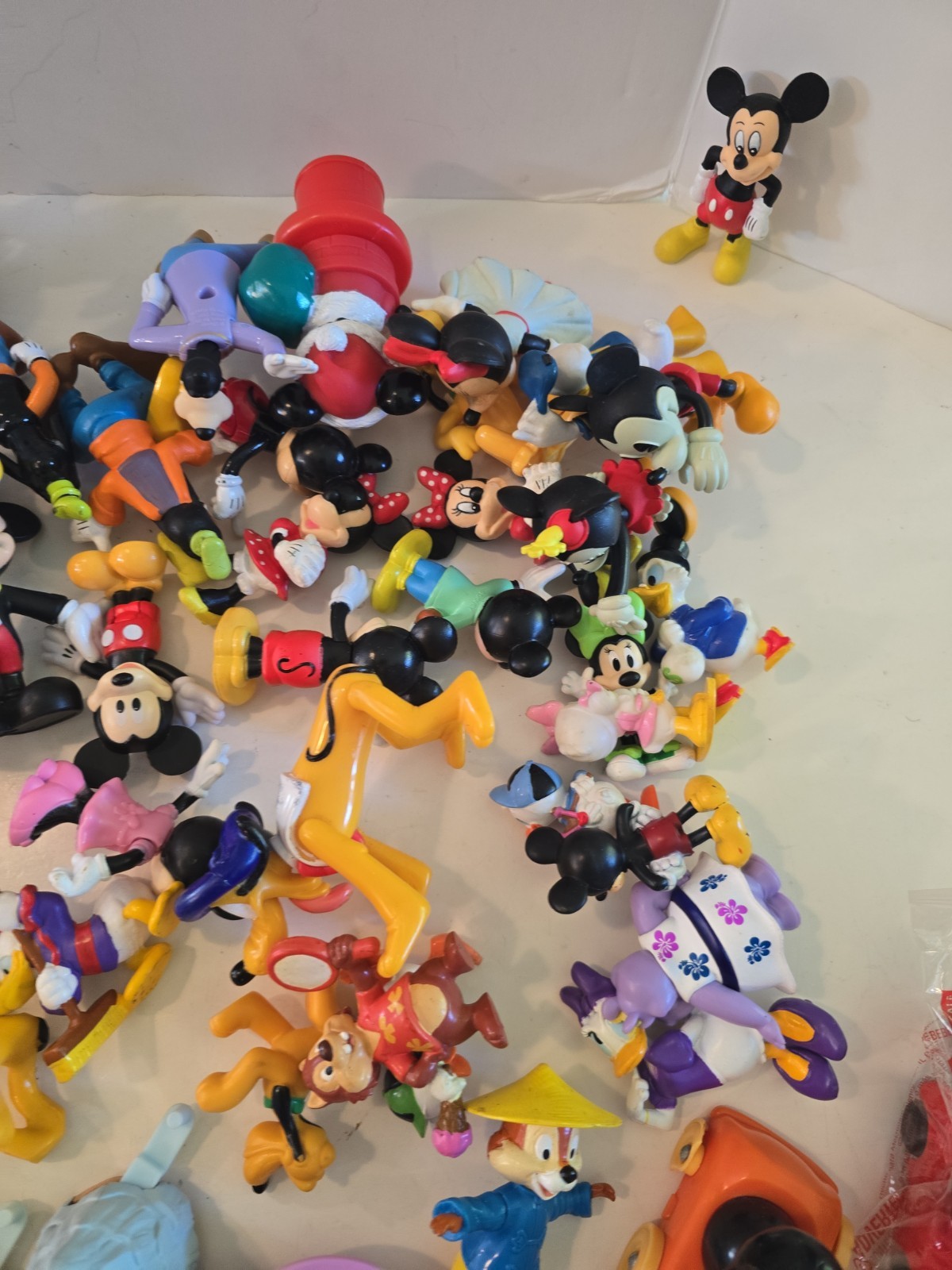 Disney PVC Plastic Figures Cake Toppers Toys Mickey Minnie Donald Daisy Goofy