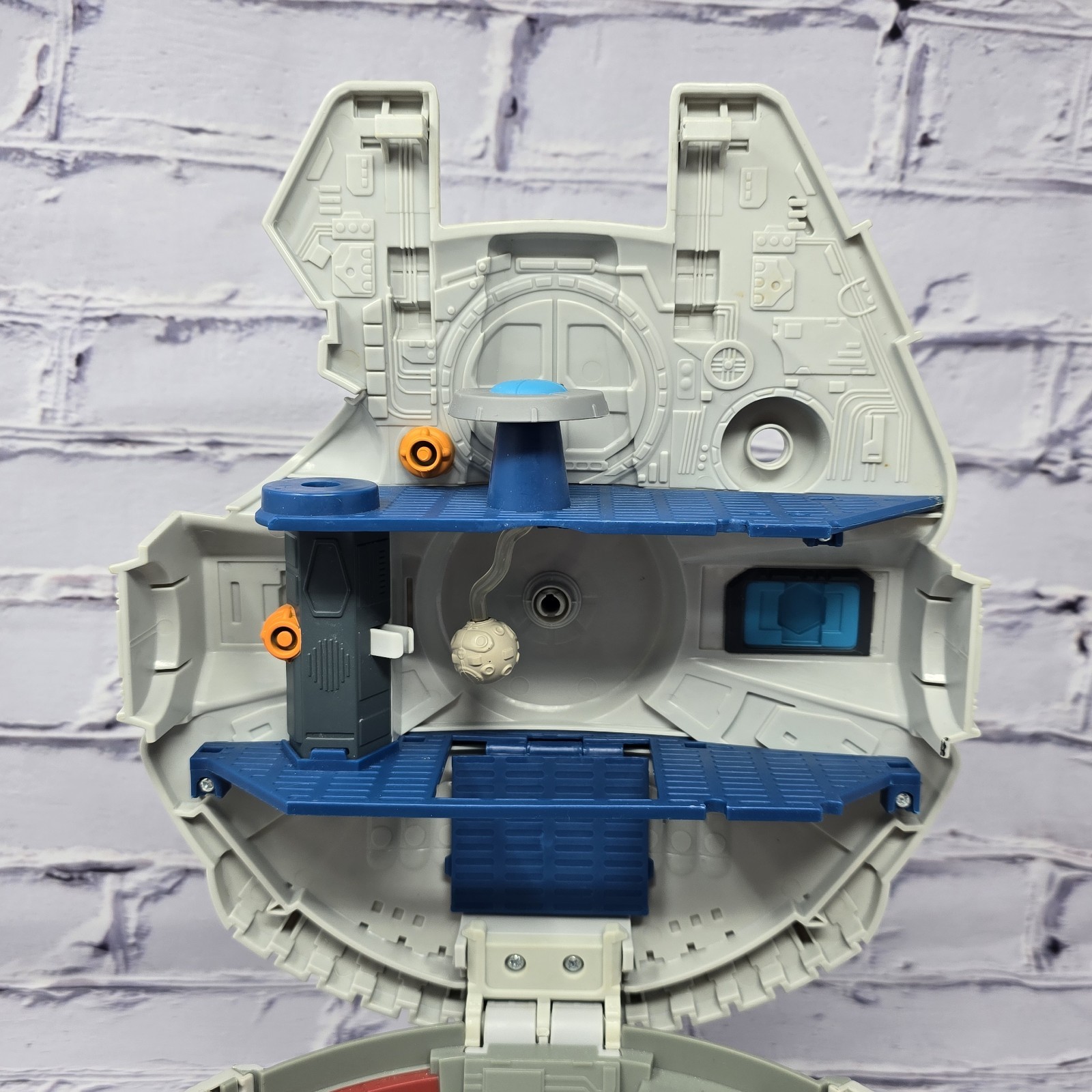 Star Wars 2011 GALACTIC HEROES MILLENNIUM FALCON Space Ship ~ Not Complete