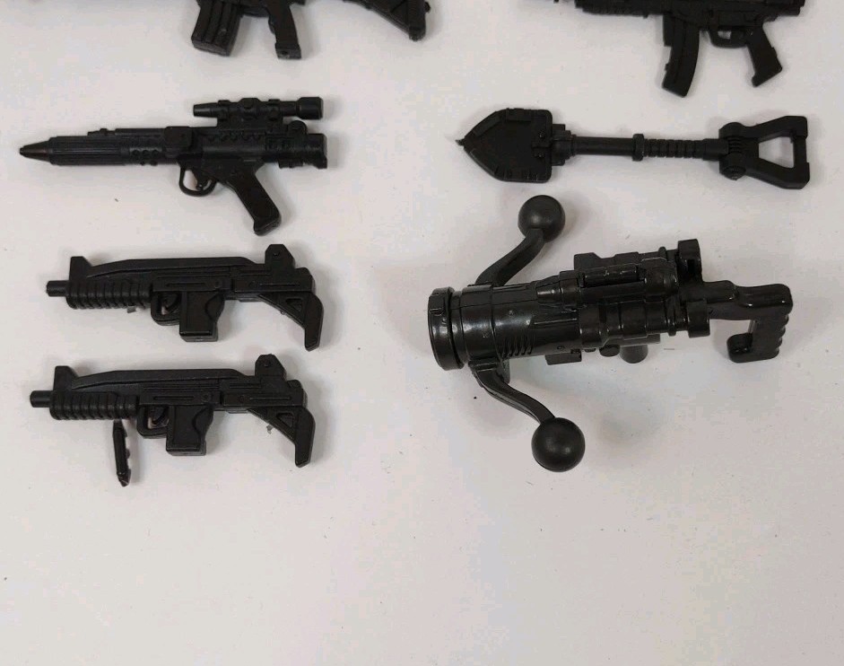 Miscellaneous Action Figure Weapons Accessories Lot Guns Knives Star Wars