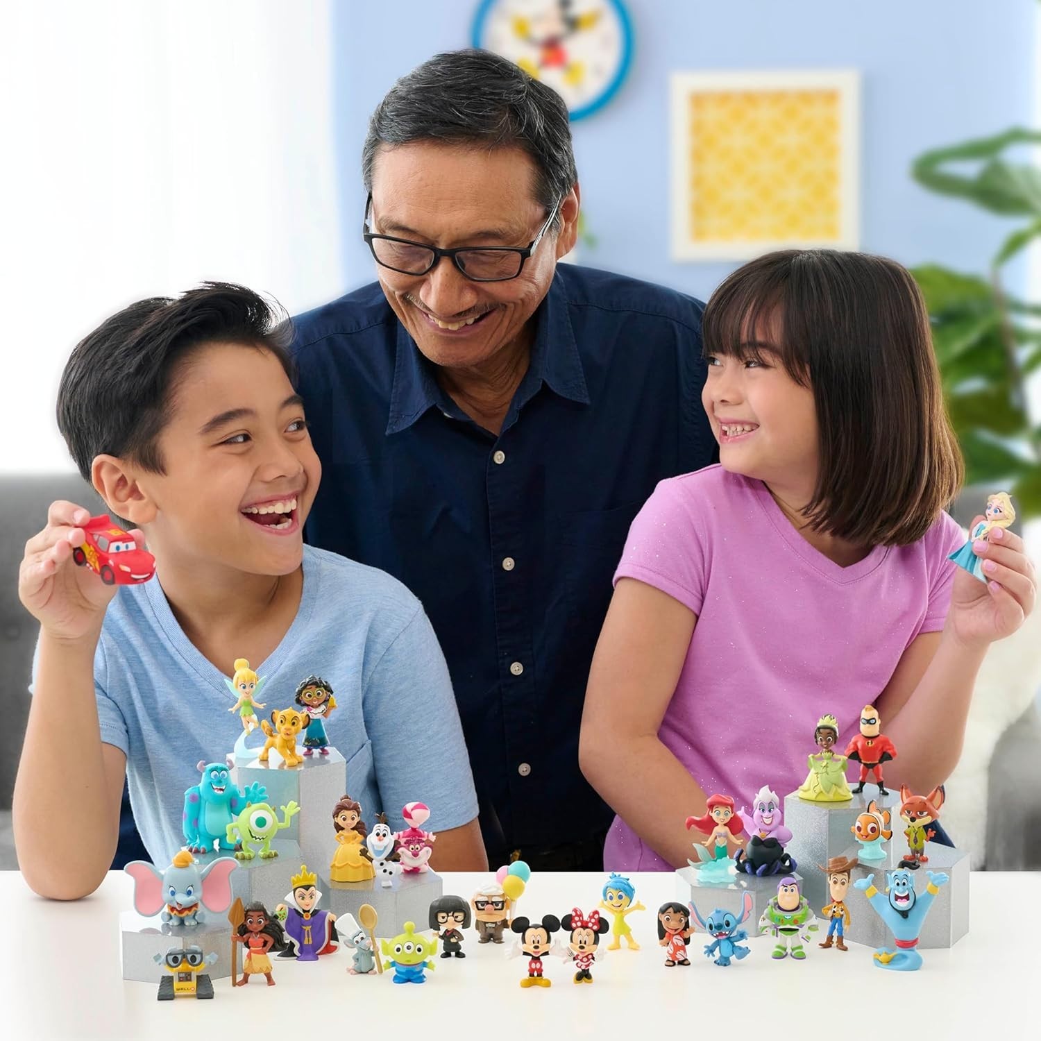 Disney100 Epic Transformations: Limited Edition 8-Figure Collection for Ages 3+