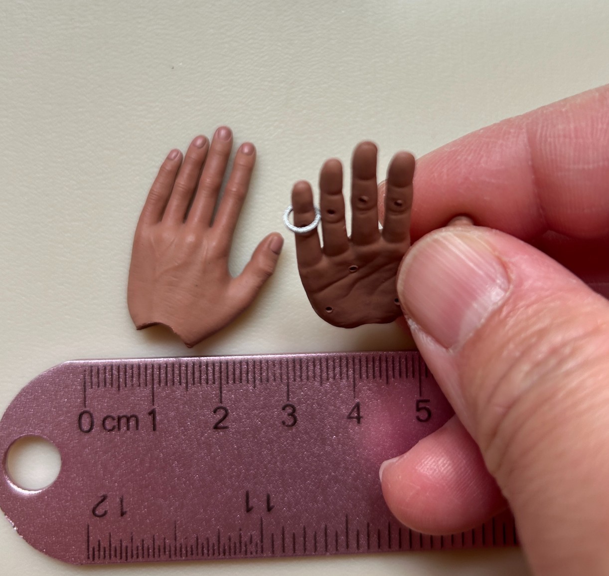1/6 Super Flexible Replacement Hands + Ring For 12&Prime; Male Figure PHICEN Hot Toys