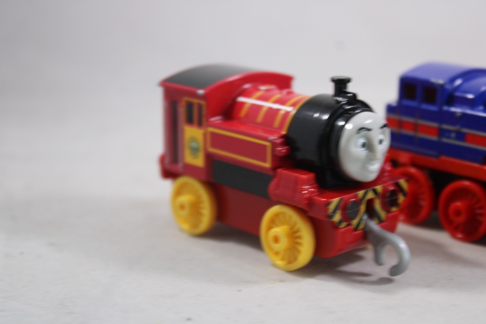 Thomas Friends Diecast Push Along Train 2018 Mattel Victor Nia Hong Mei