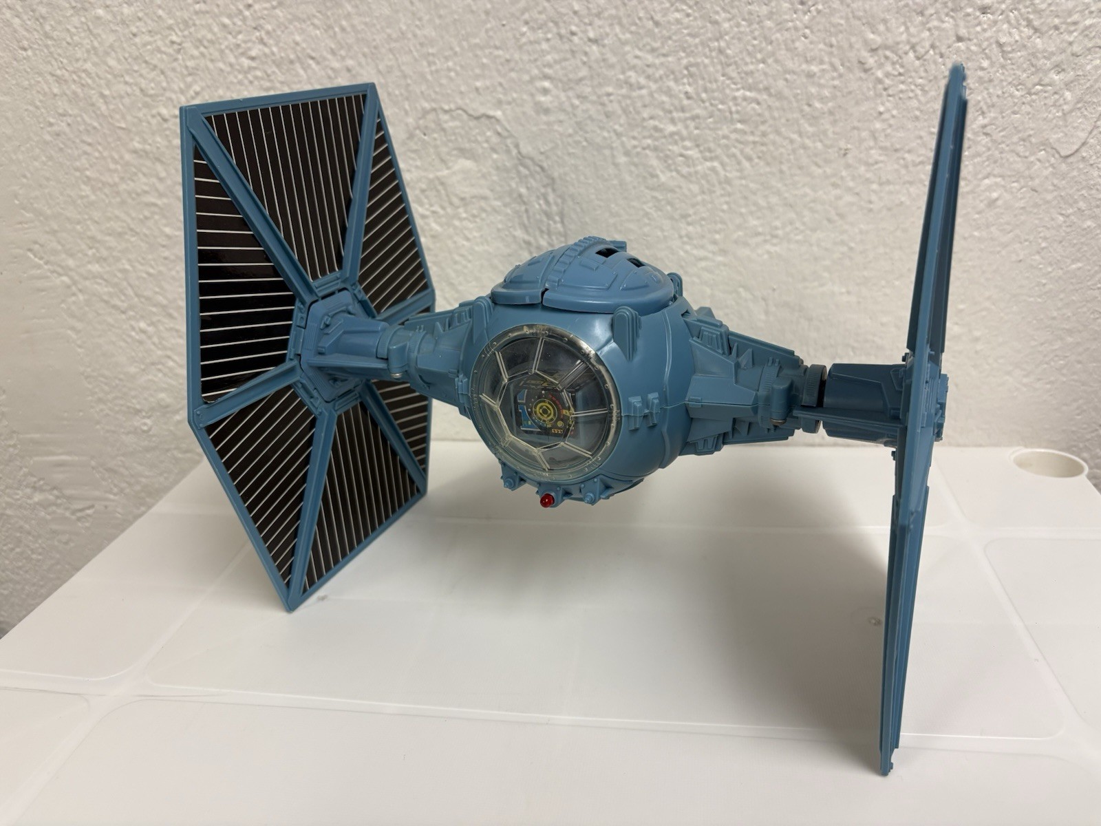 Imperial Tie-Fighter (Battle Damaged) Blue 1978 Kenner Star Wars, Light Works…
