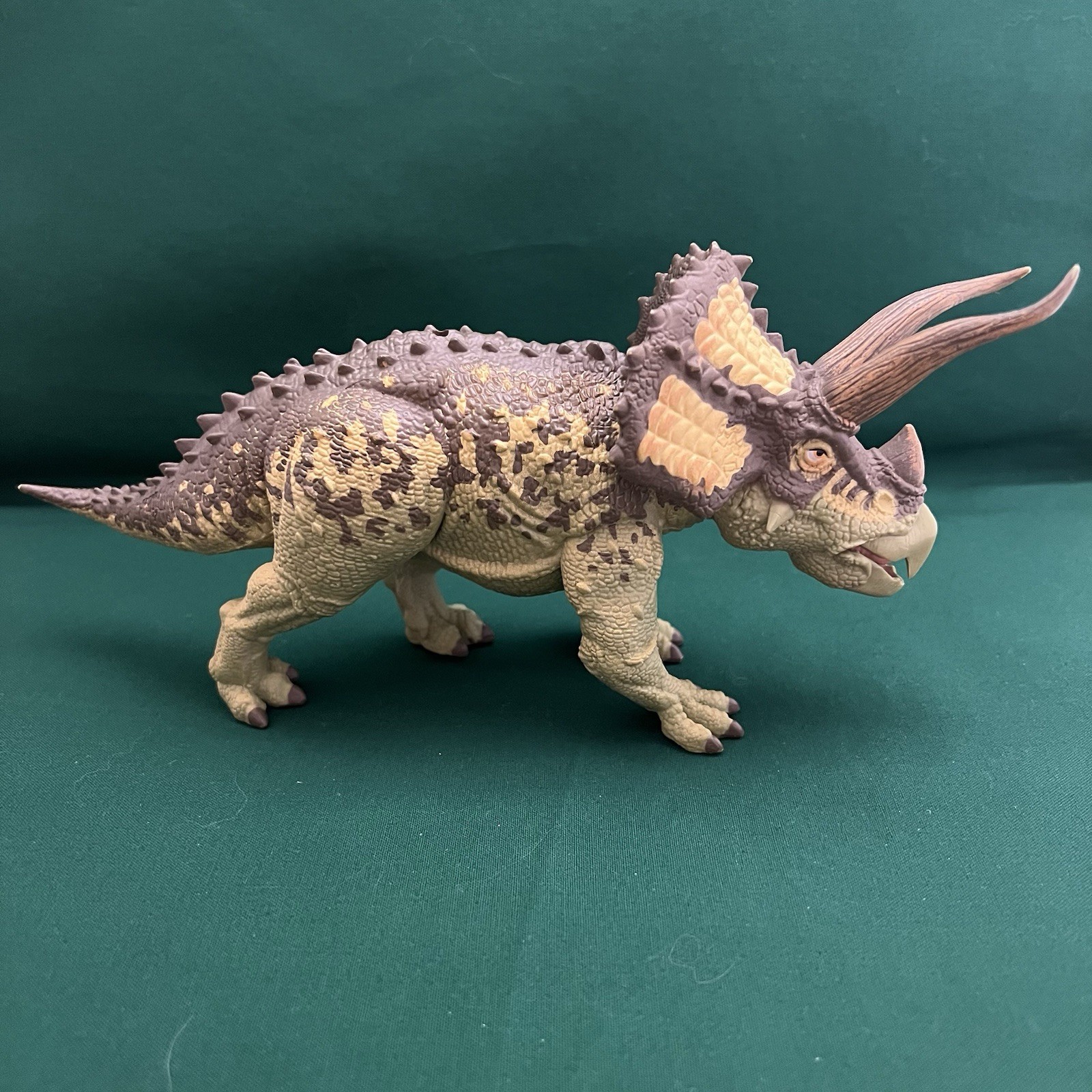 Lanard Primal Clash Dino Commander Triceratops 10” Figure – No Saddle