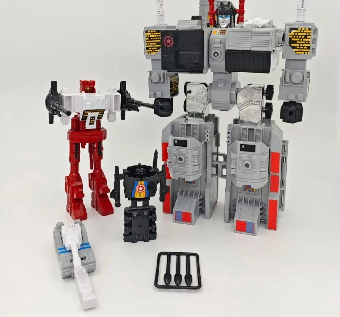 Transform G1 3 Change Base Metroplex Fighters K.O KT Ver NO OUTSIDE BOX