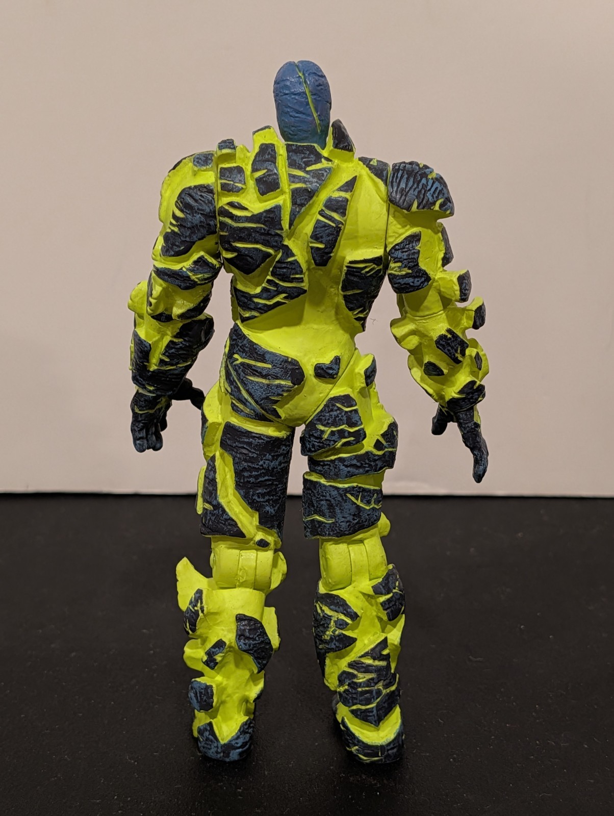 Disney Tron 2.0 IC Regular w/Shield & Thorne 7in. Action Figures NECA 2003