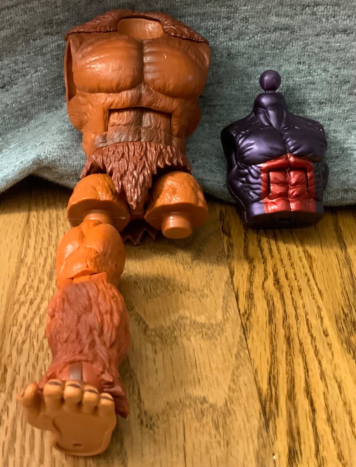 Marvel Legend Series – BAF Parts – Sasquatch And Dormammu – Torso