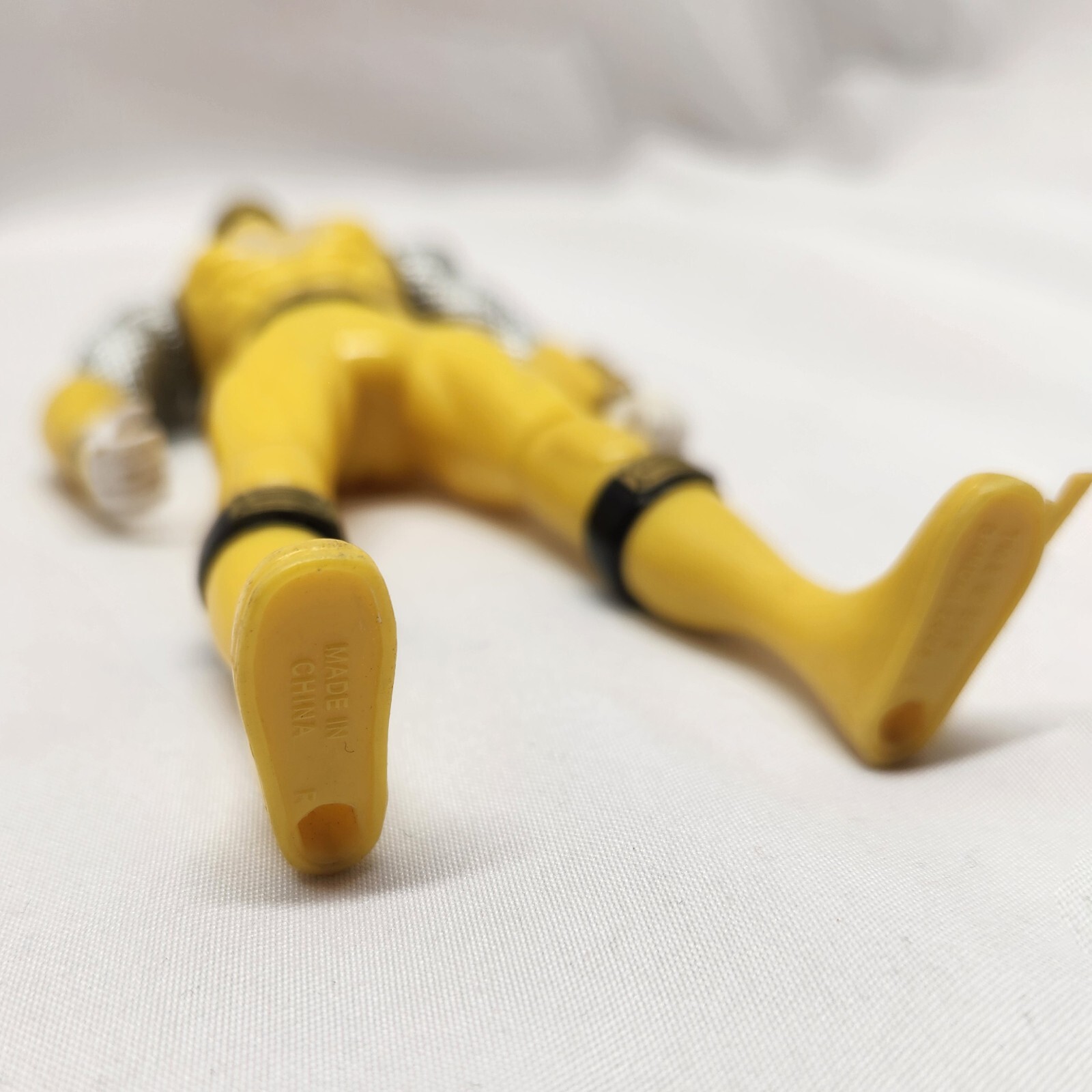 2003 Red & Yellow Ninja Storm Power Ranger Action Figures Only – Bandai Working