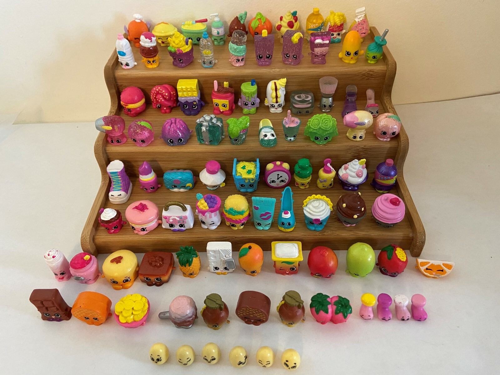 Shopkins EXCLUSIVE PLAYSET & SHOPPIE DOLL Figures-PICK FROM LIST- 4.75 Max ship