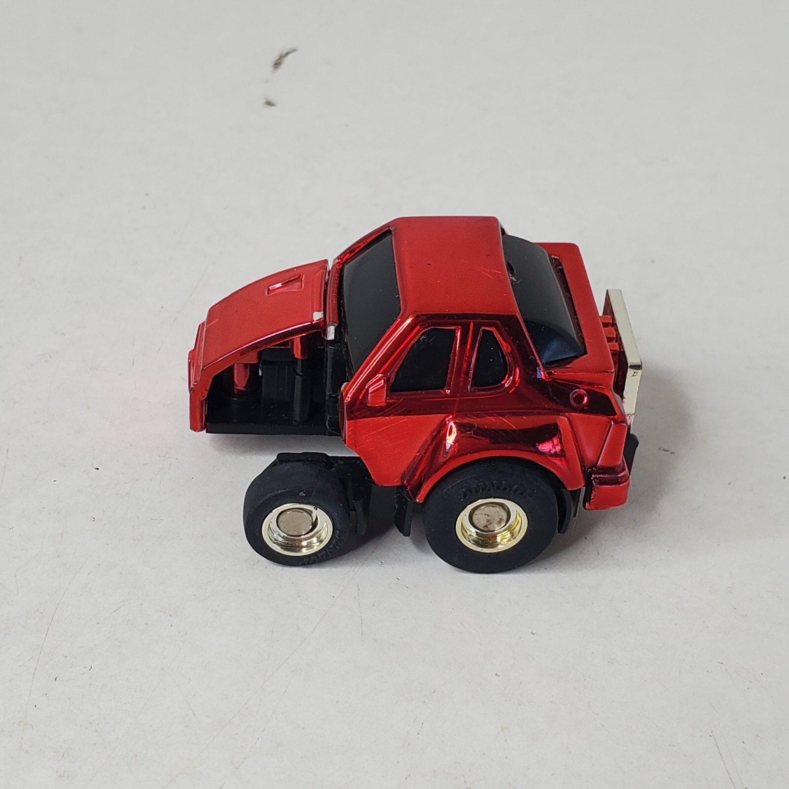 G2 Hubcap RED Chrome 1985 Transformers Hasbro Action Figure Missing Part Vintage