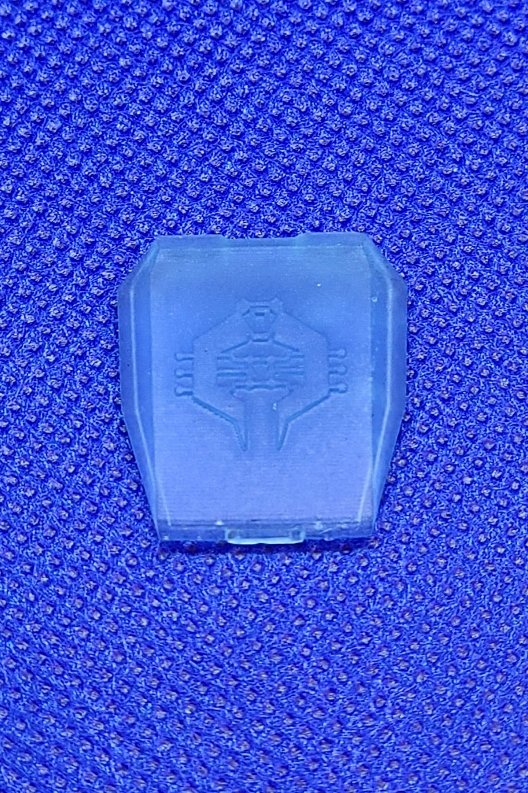 Pack of 3 Classified BAT SYMBOL transparent BLUE replacement chest pieces – 1/1
