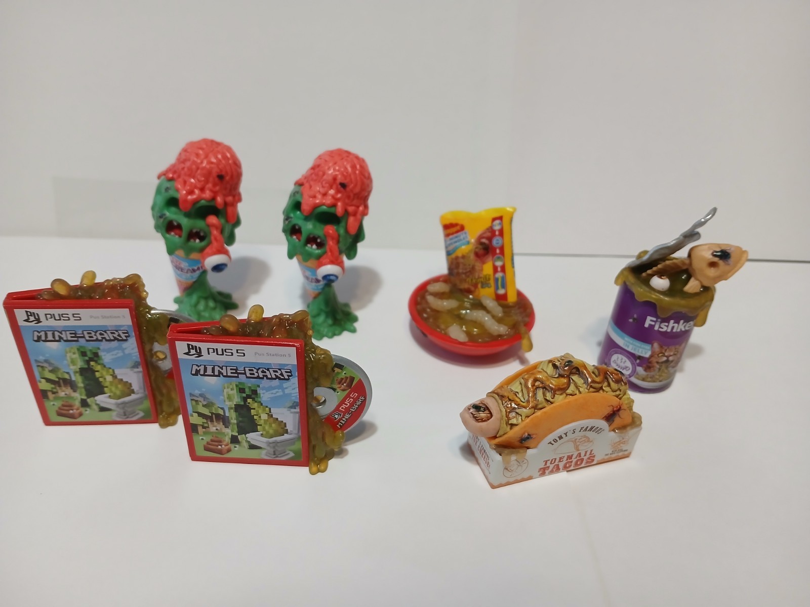 ZURU SURPRISE 5 MEGA GROSS MINIS SERIES 2 Lot of 7 MINE-BARF