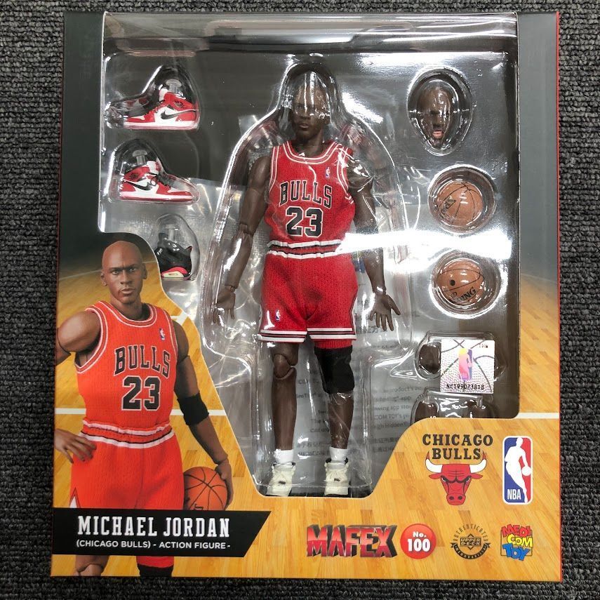 MAFEX No.100 Michael Jordan Chicago Bulls MJ Medicom Toy Action Figure 165mm