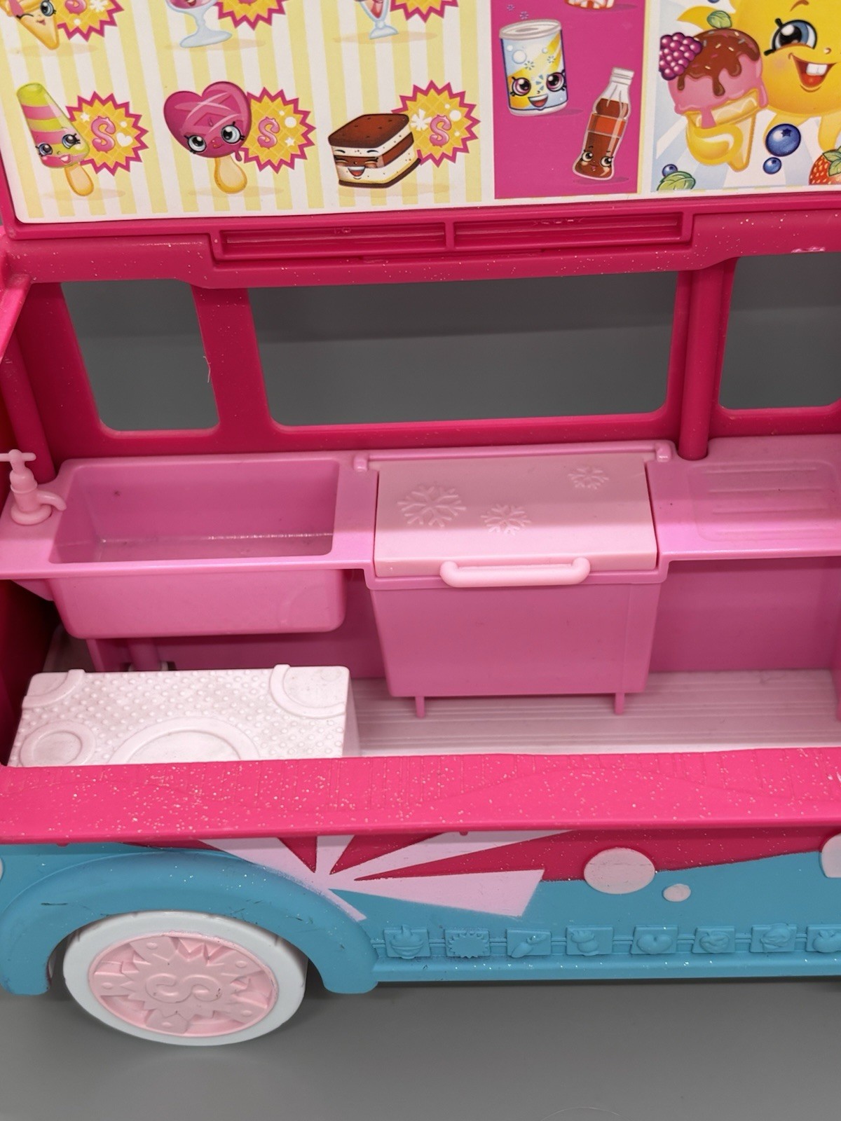 Shopkins Glitzi Ice Cream Truck Playset Food Fair Moose Toys Incomplete
