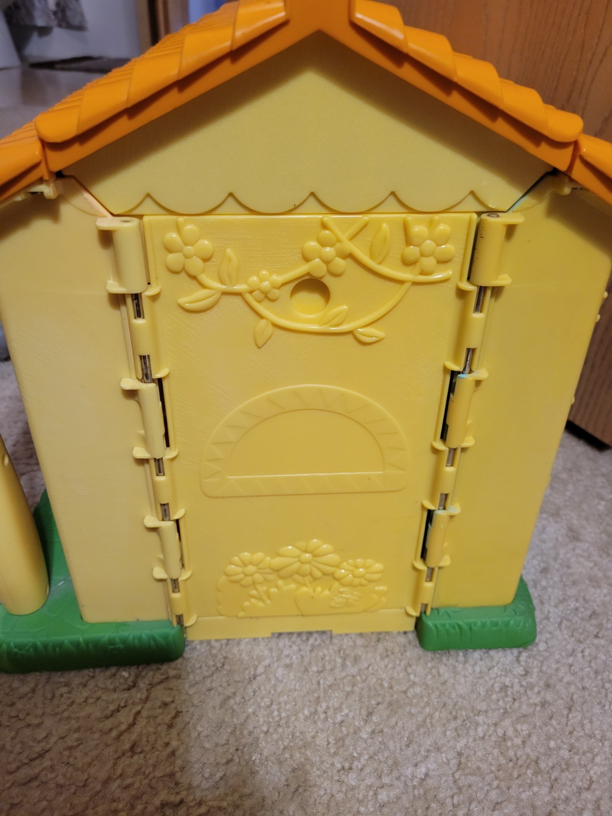 Dora The Explorer Talking Doll Play House 2003 Mom Furniture Works Great!