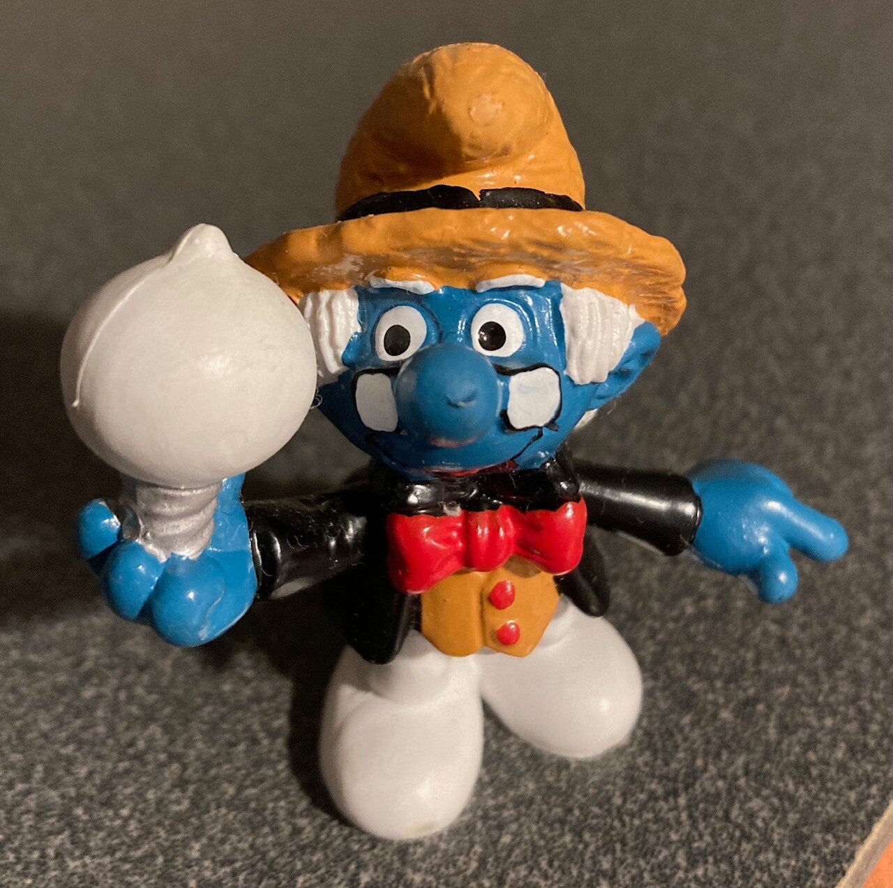 Vintage 1984 Smurfs Thomas Edison Historical Smurf Figure – Schleich Peyo – RARE