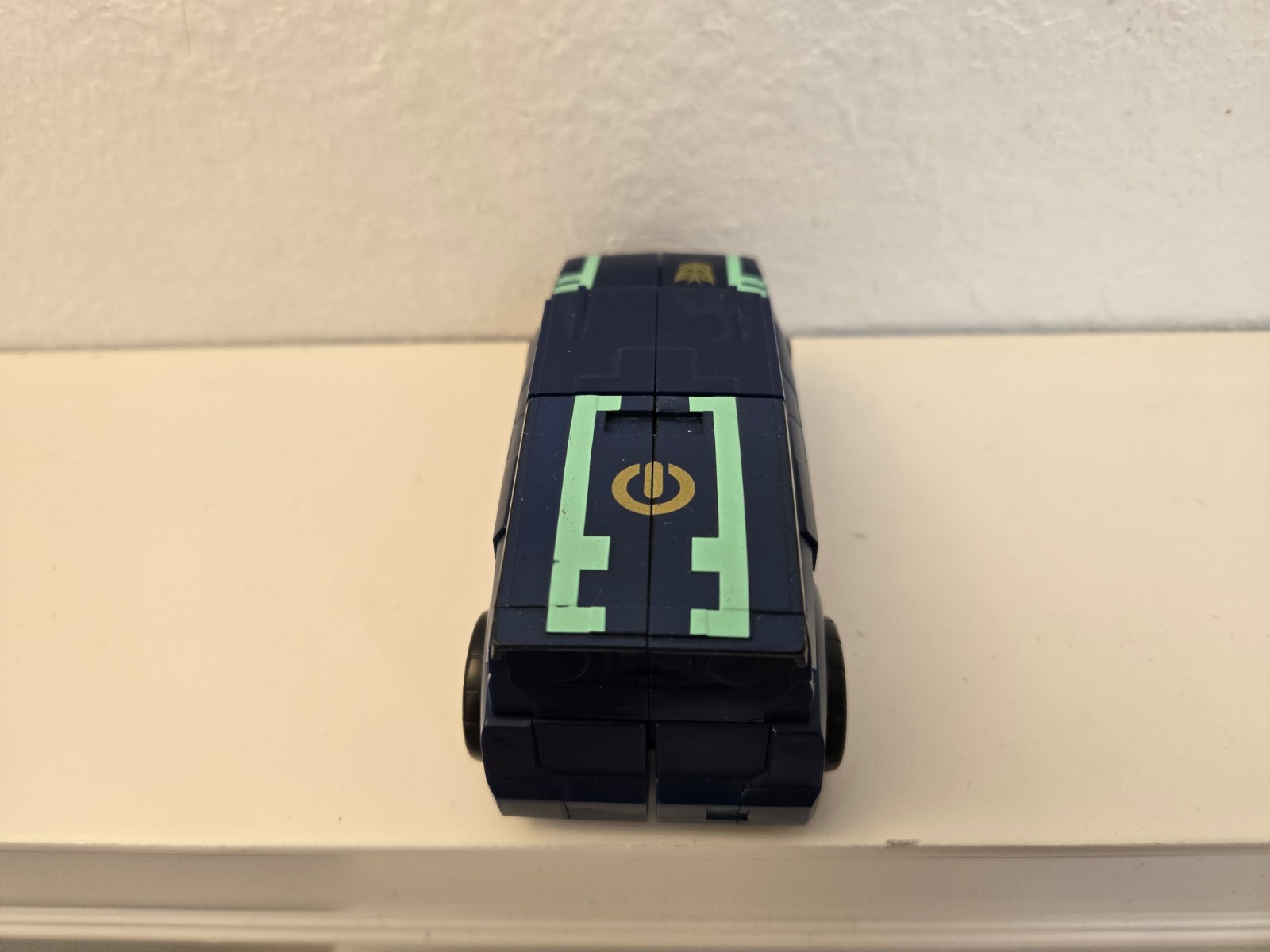 Transformer Animated Deluxe Class Soundwave