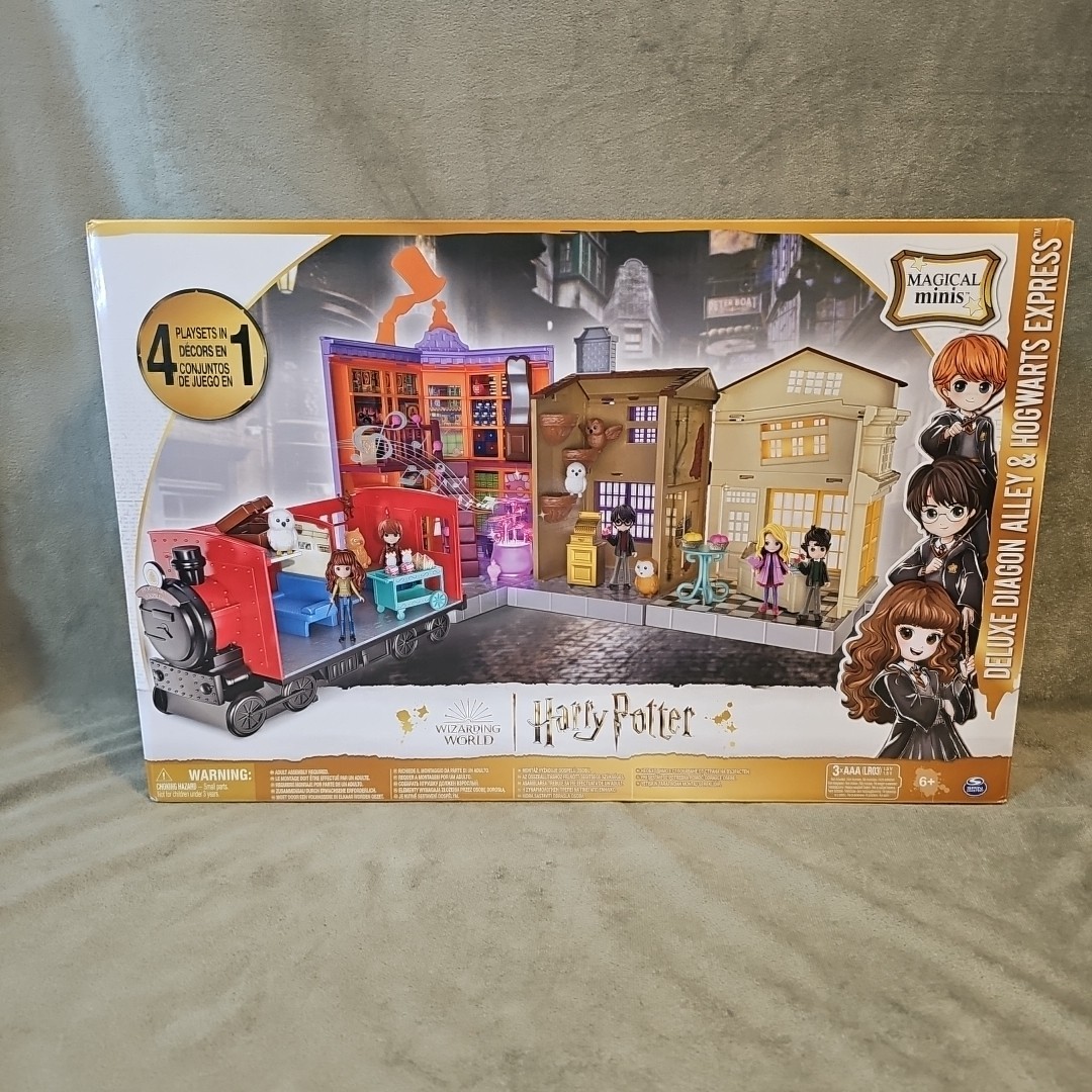 Harry Potter Magical Minis Wizarding World Diagon Alley Hogwarts 4-in-1 Deluxe