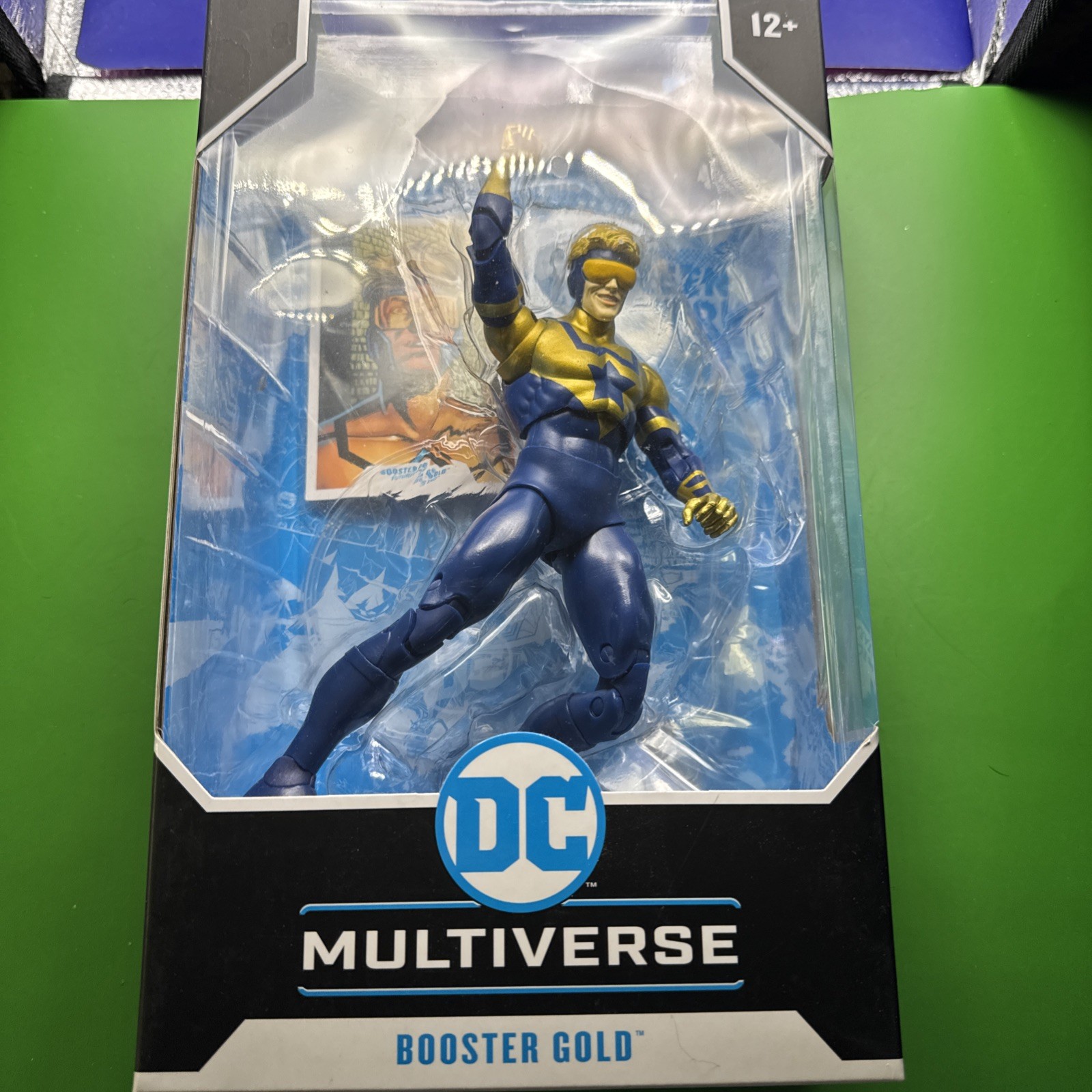Booster Gold (Futures End) 7&Prime; Figure (open Box)