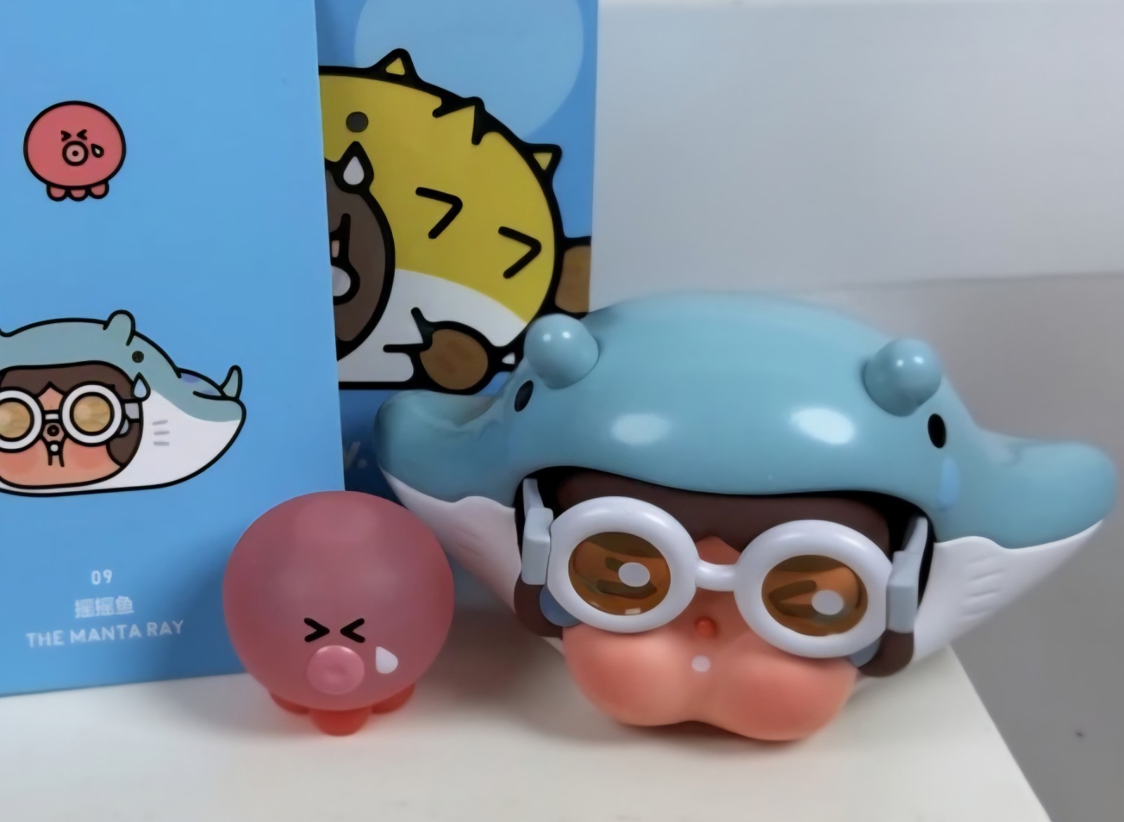 Popmart – Crybaby – Cry Me An Ocean FIgure – THE MANTA RAY