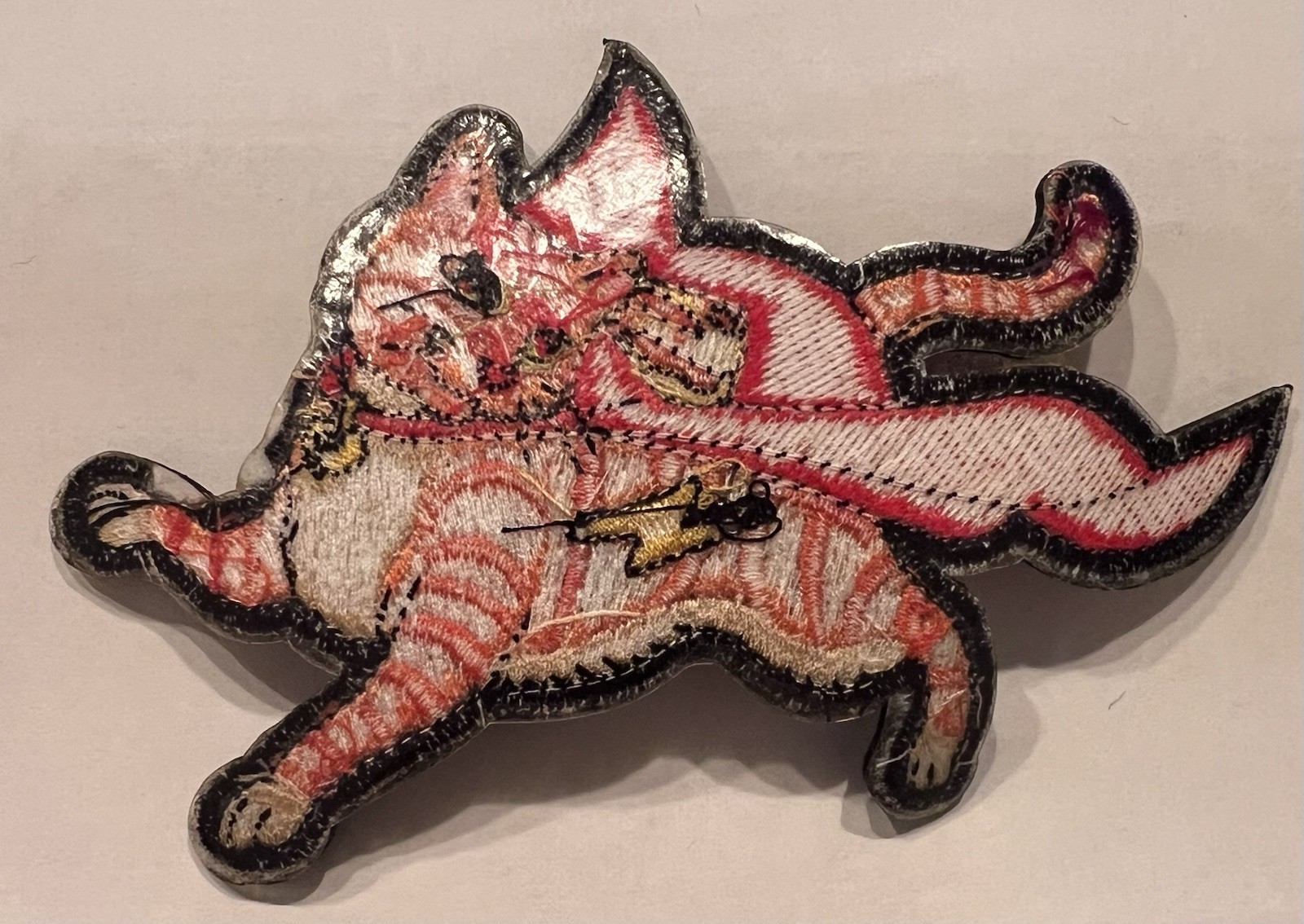STREAKY the SUPERCAT embroidered figure patch Superpets action Supergirl Cat Ace