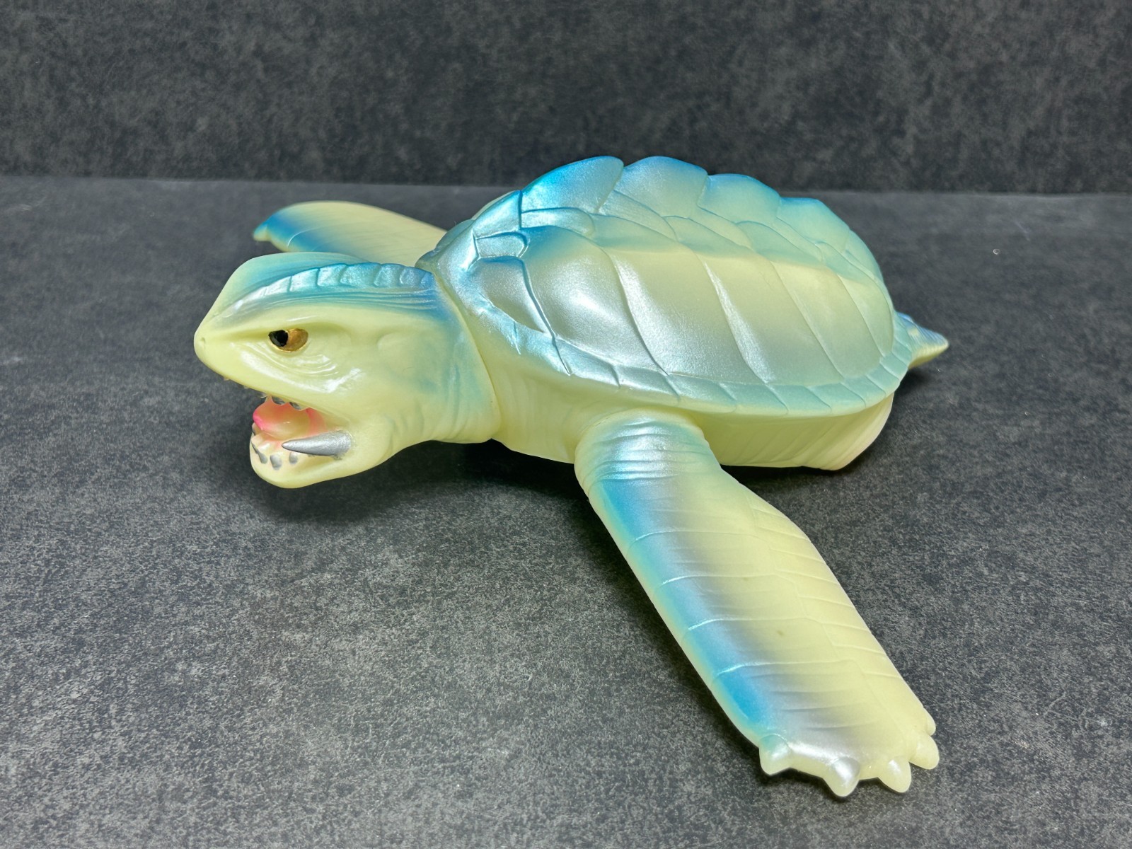 Marusan GAMERA Flying Glow in the Dark Sofubi 11&Prime; Soft Vinyl Figure 1996