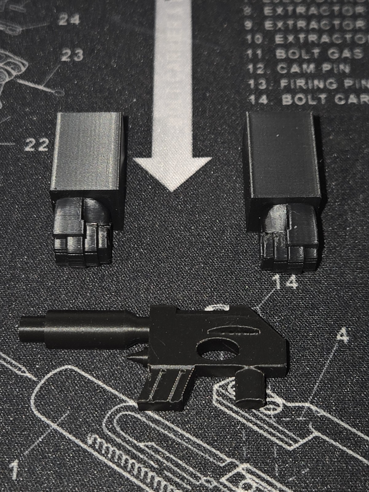 3D Printed Upgrades Shoulder Fillers, Fixed Hands, Fists & Gun For G1 Whirl Blue