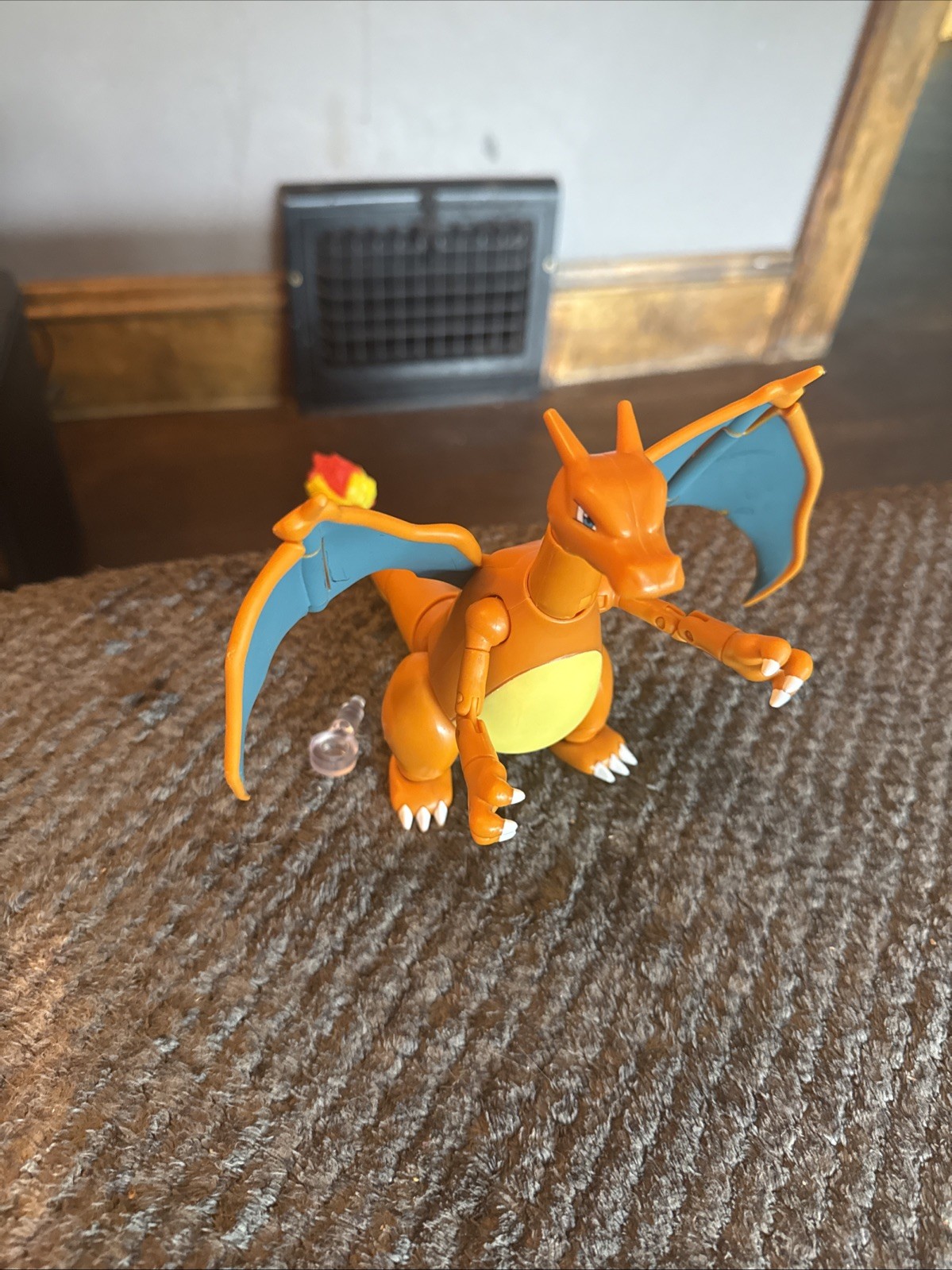 Pokemon SELECT Charizard 6&Prime; Super Articulated Action Figure 2021 Jazwares Used