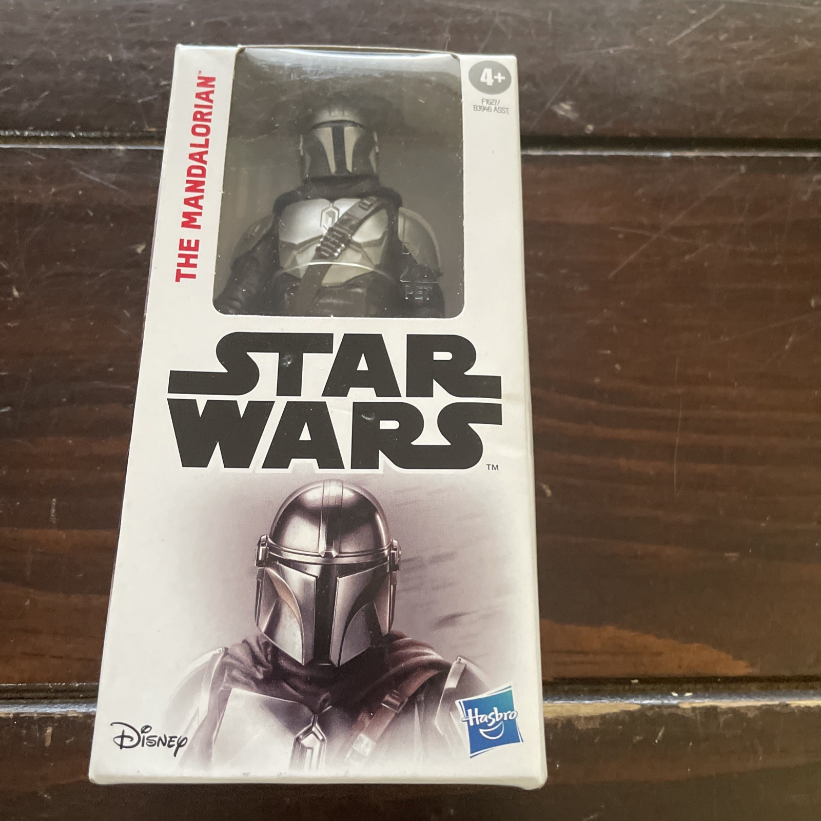 Star Wars E9358 The Mandalorian Action Figure