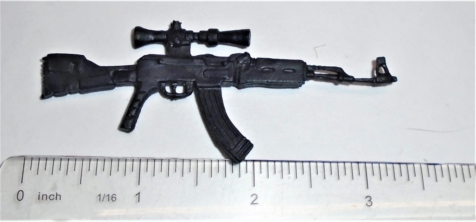 BIN G18 (6 to10 Inch) Action Figure Accessory Scoped AK-47 Assault Rifle Gun