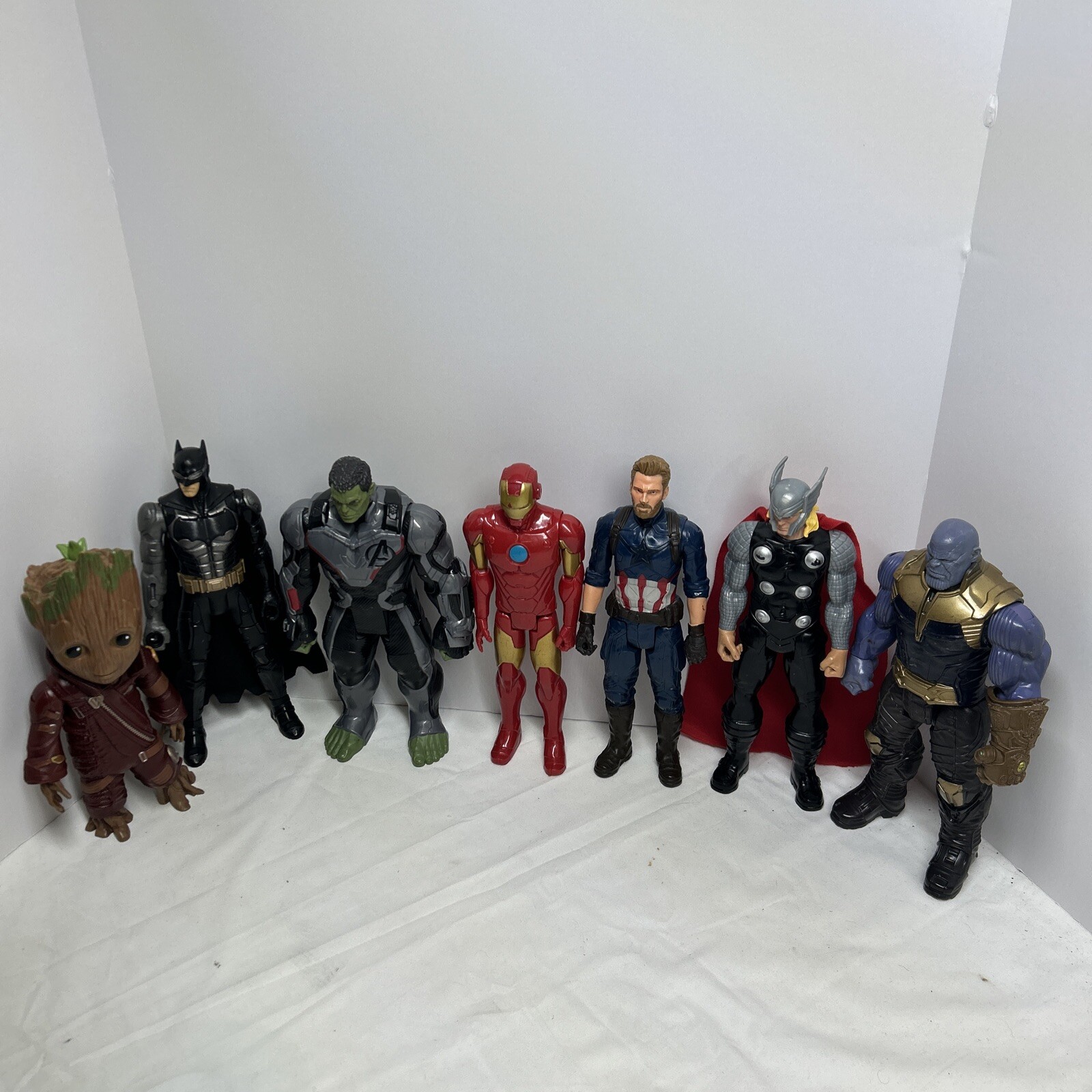 🔥Lot of 7 – Hasbro Marvel & DC 12&Prime; Action Figures Various Years🔥