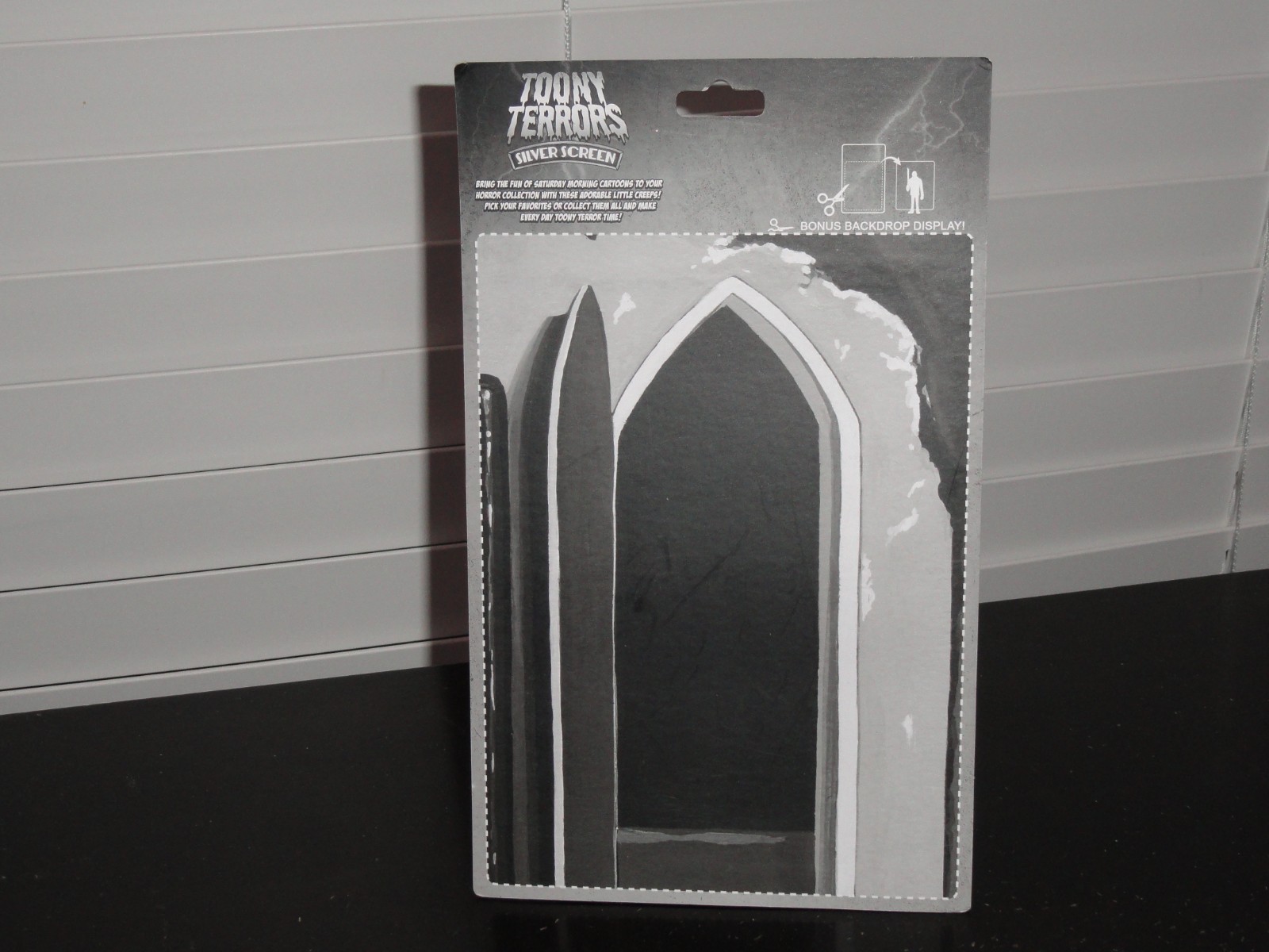 NECA TOONY TERRORS SILVER SCREEN NOSFERATU 5&Prime; ACTION FIGURE