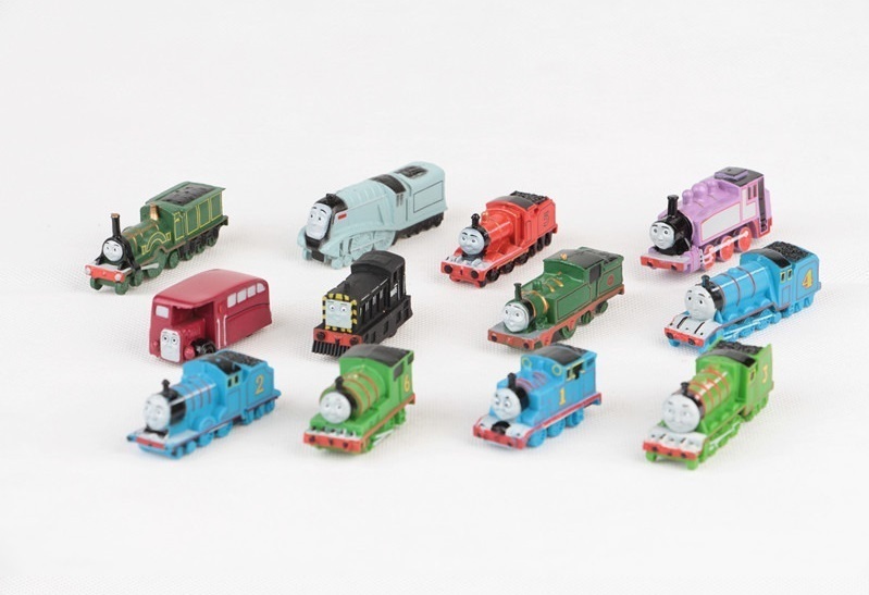 Thomas & Friends Train Playset 12 Figure Cake Topper * USA SELLER* Toy Set