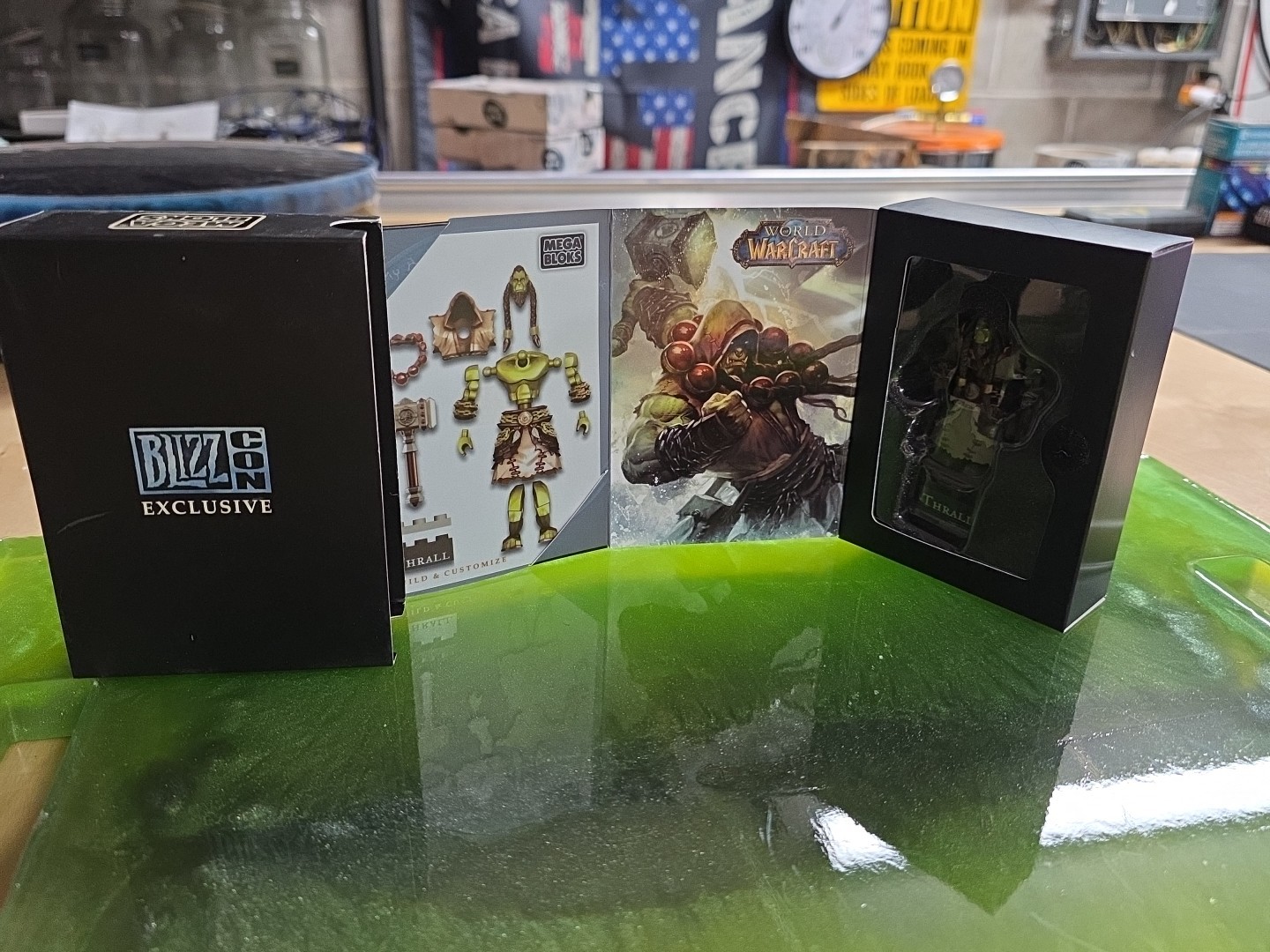 BlizzCon 2011 Exclusive THRALL AND CHEN STORMSTOUT MEGA BLOKS WORLD OF WARCRAFT