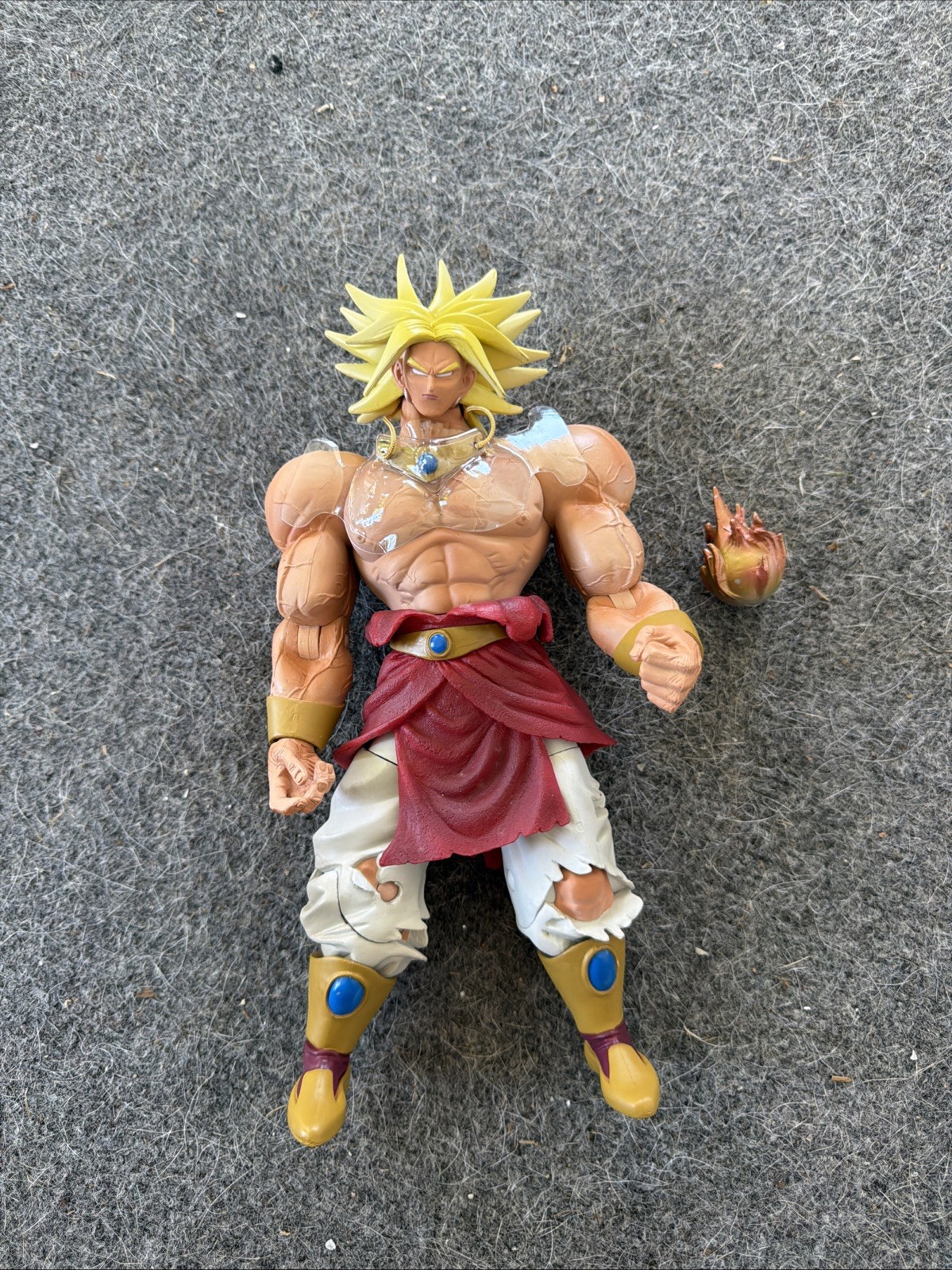 Bandai BAN91047 Dragonball Z Broly Action Figure