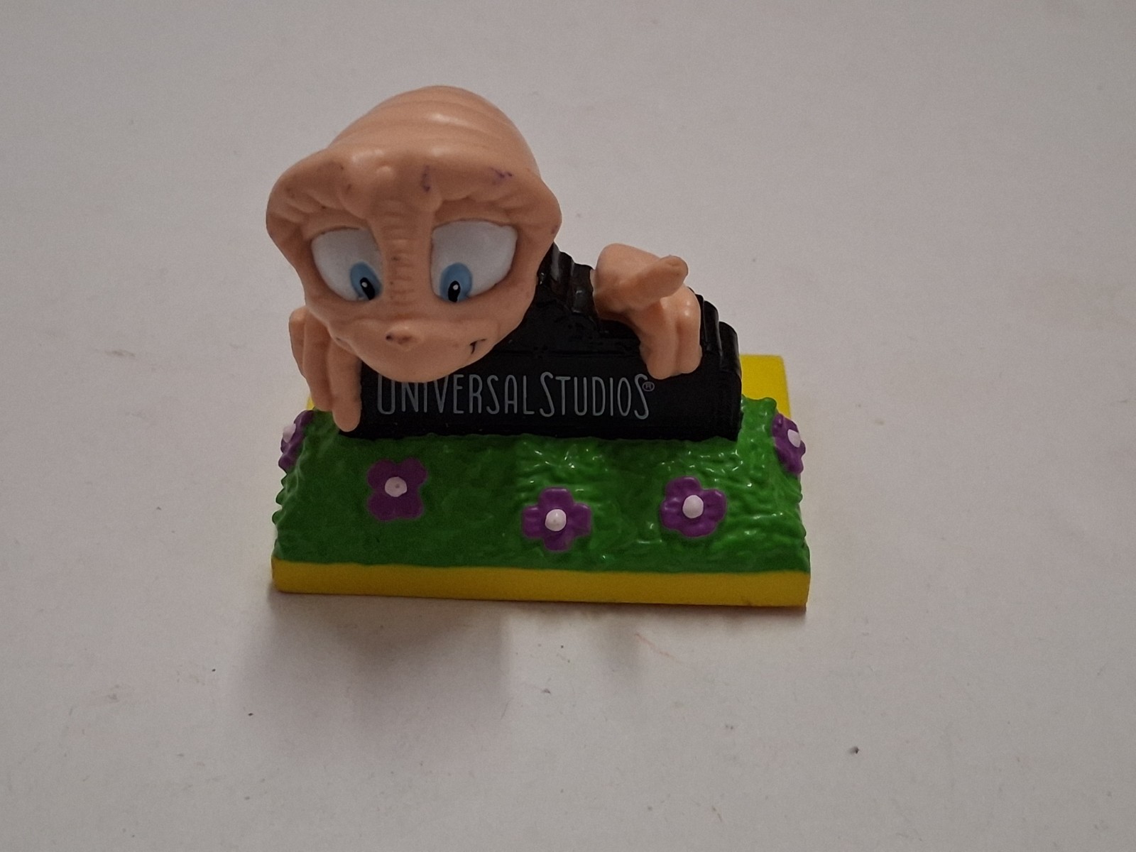 Vintage Universal Studios E.T. PVC Figure 1982