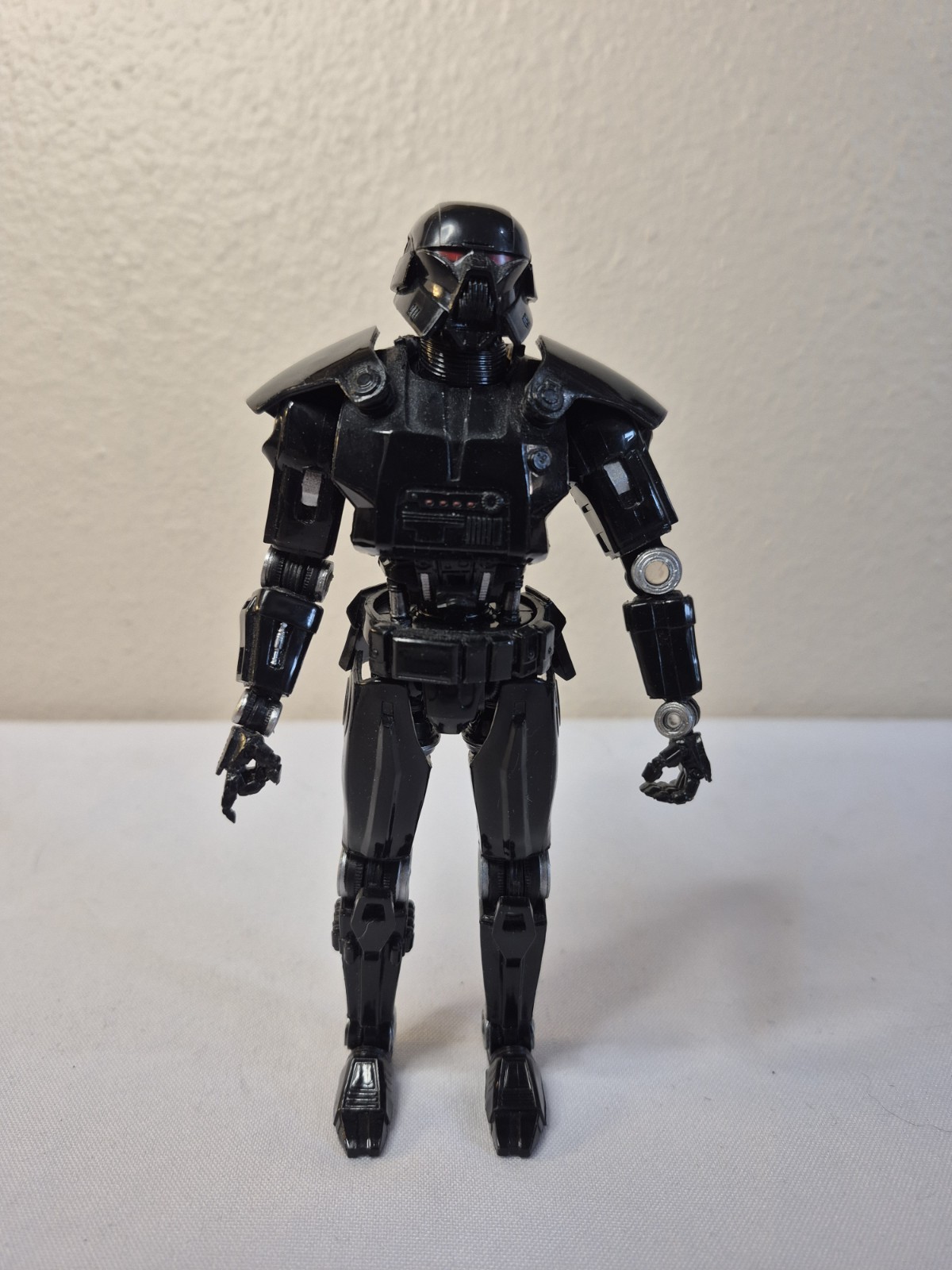 Star Wars | Black Series | The Mandalorian | Dark Trooper | 6&Prime; Figure