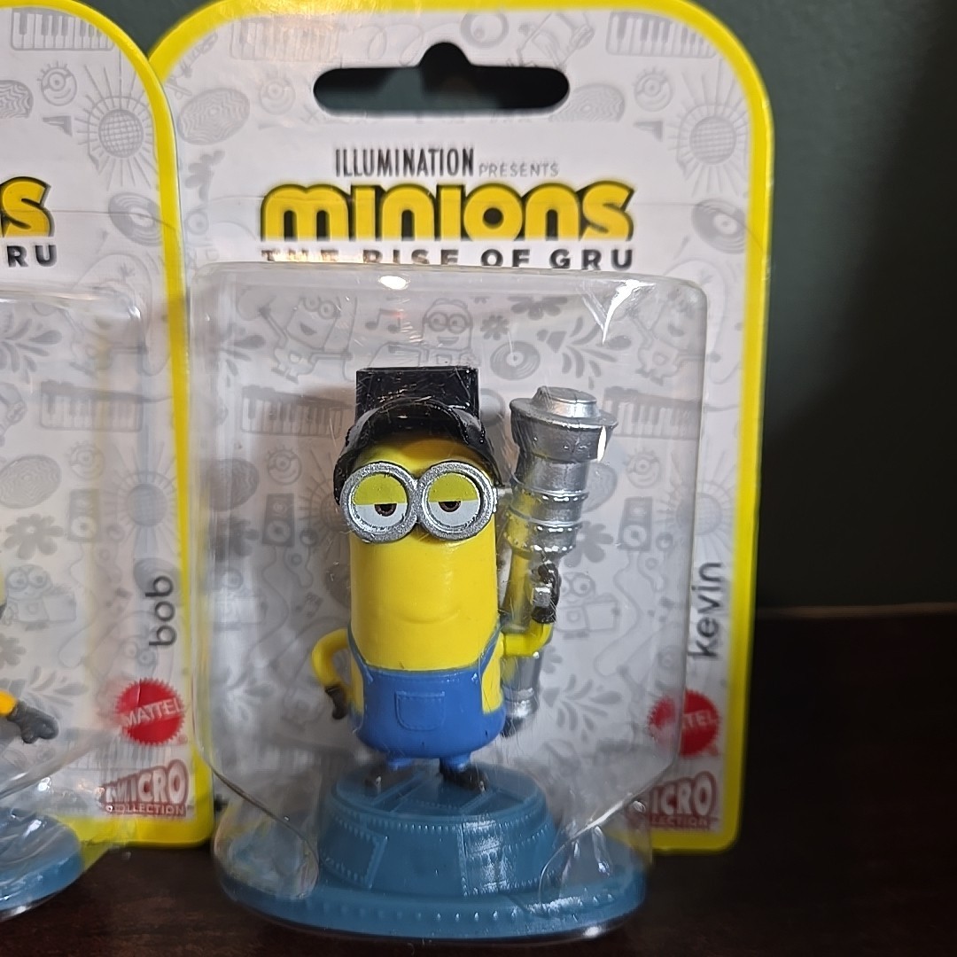 Lot of 3 New Minions: The Rise of Gru Micro Collection Mini Figurine cake topper