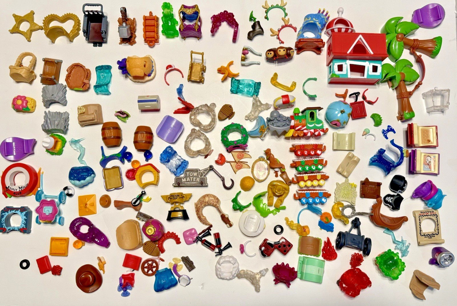 Large 150 Lot Of Disney Marvel Pixar Vinyl Tsum Tsum Figures Accessories Stands
