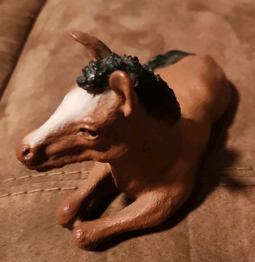 Universal Statuary Horse Figurine Statue 1993 Vintage #5021
