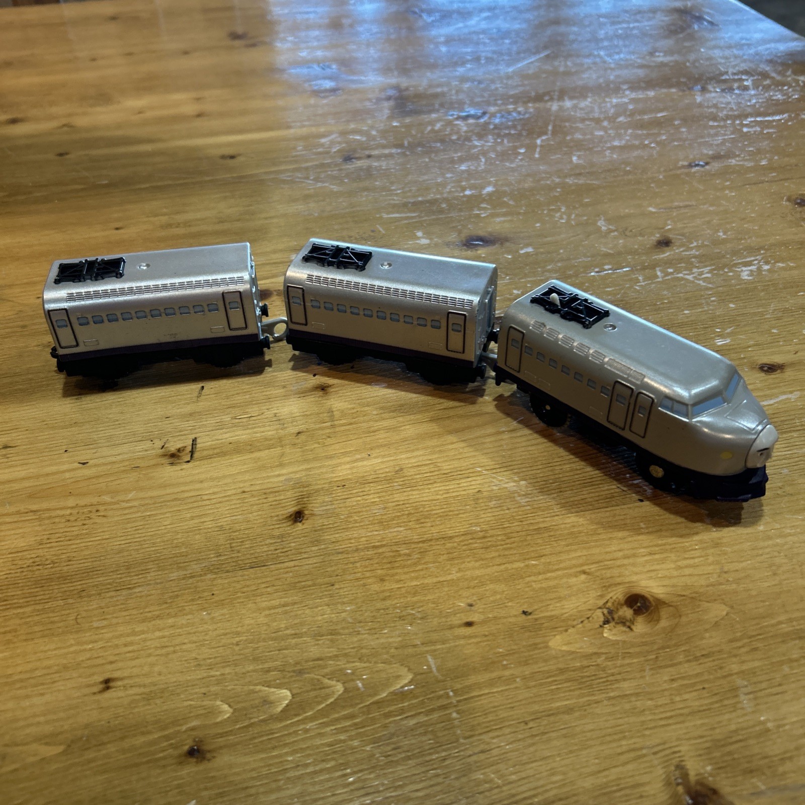 Thomas TrackMaster Kenji Train & Coach Cars Motorized Tested