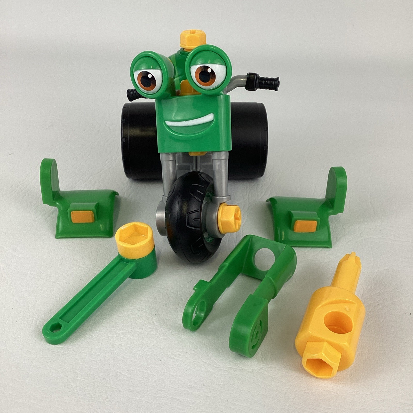 Ricky Zoom Fix It DJ Rumbler Push Along Trike 3 Wheel Motorcycle Action Figure