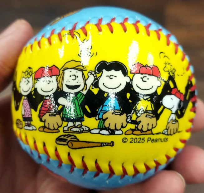 Snoopy & Peanuts Gang Collectable Baseball